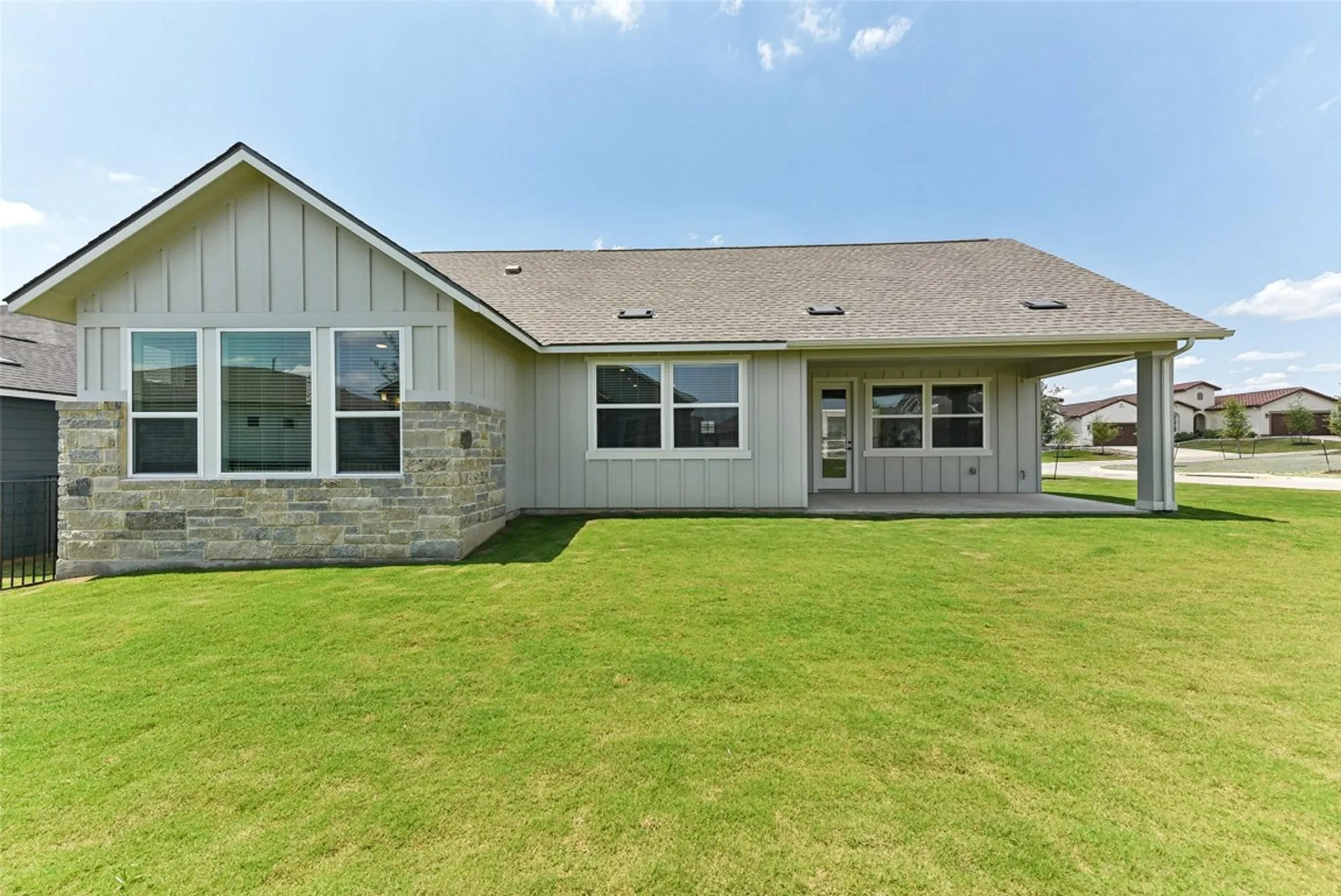 Property Slideshow image 17 of 20 | 264 sweeping sage ln, San Marcos, TX, 78666