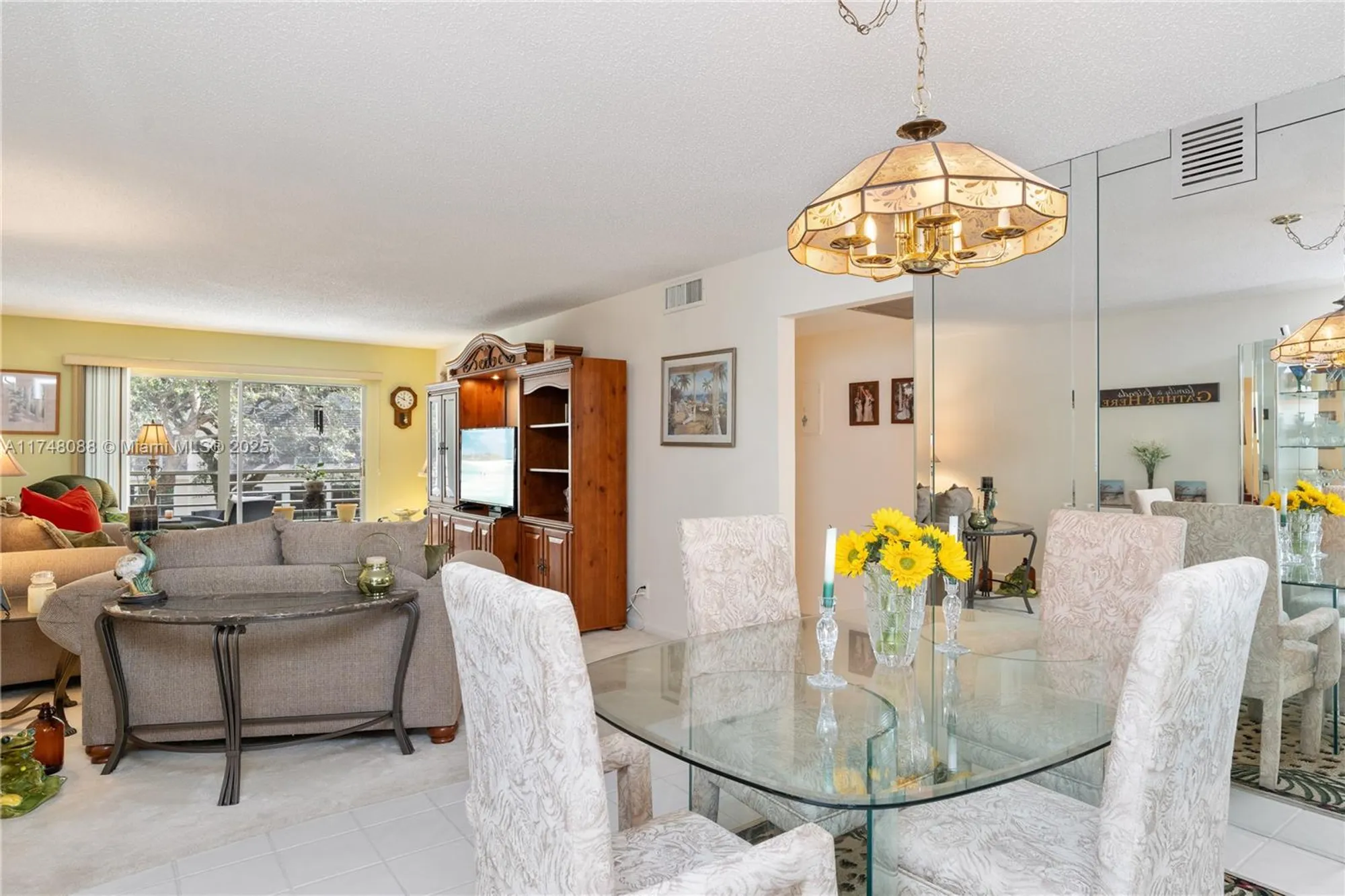 Property Slideshow image 4 of 16 | 2201 lucaya bnd m2, Coconut Creek, FL, 33066