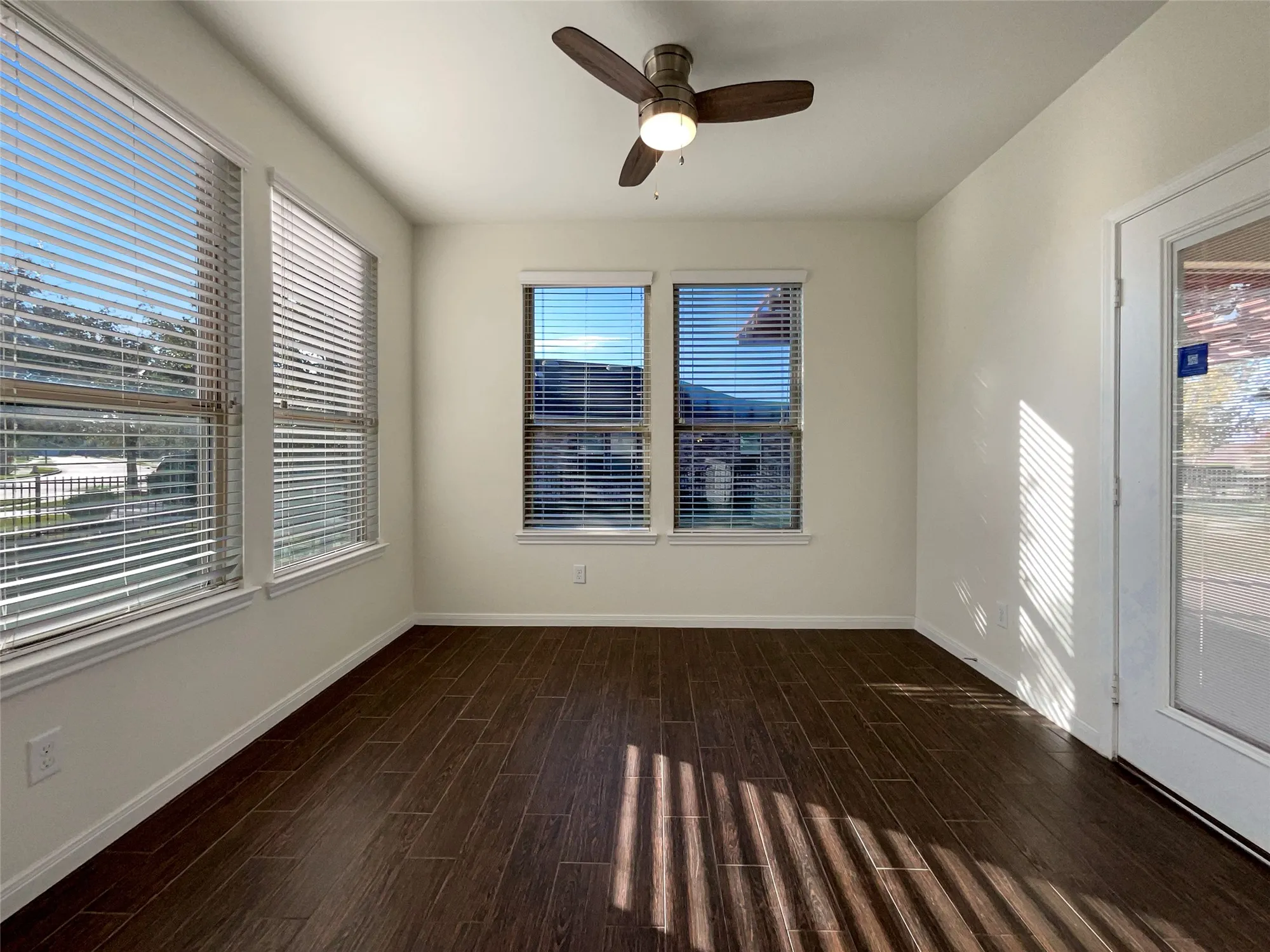 Property Slideshow image 14 of 22 | 3403 satin leaf ln, Richmond, TX, 77469