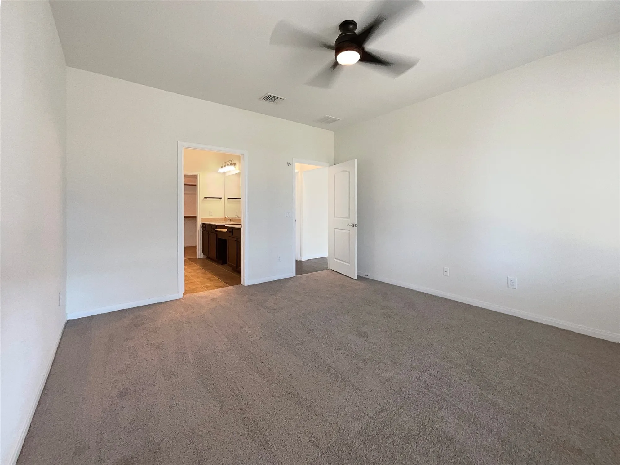 Property Slideshow image 16 of 22 | 3403 satin leaf ln, Richmond, TX, 77469