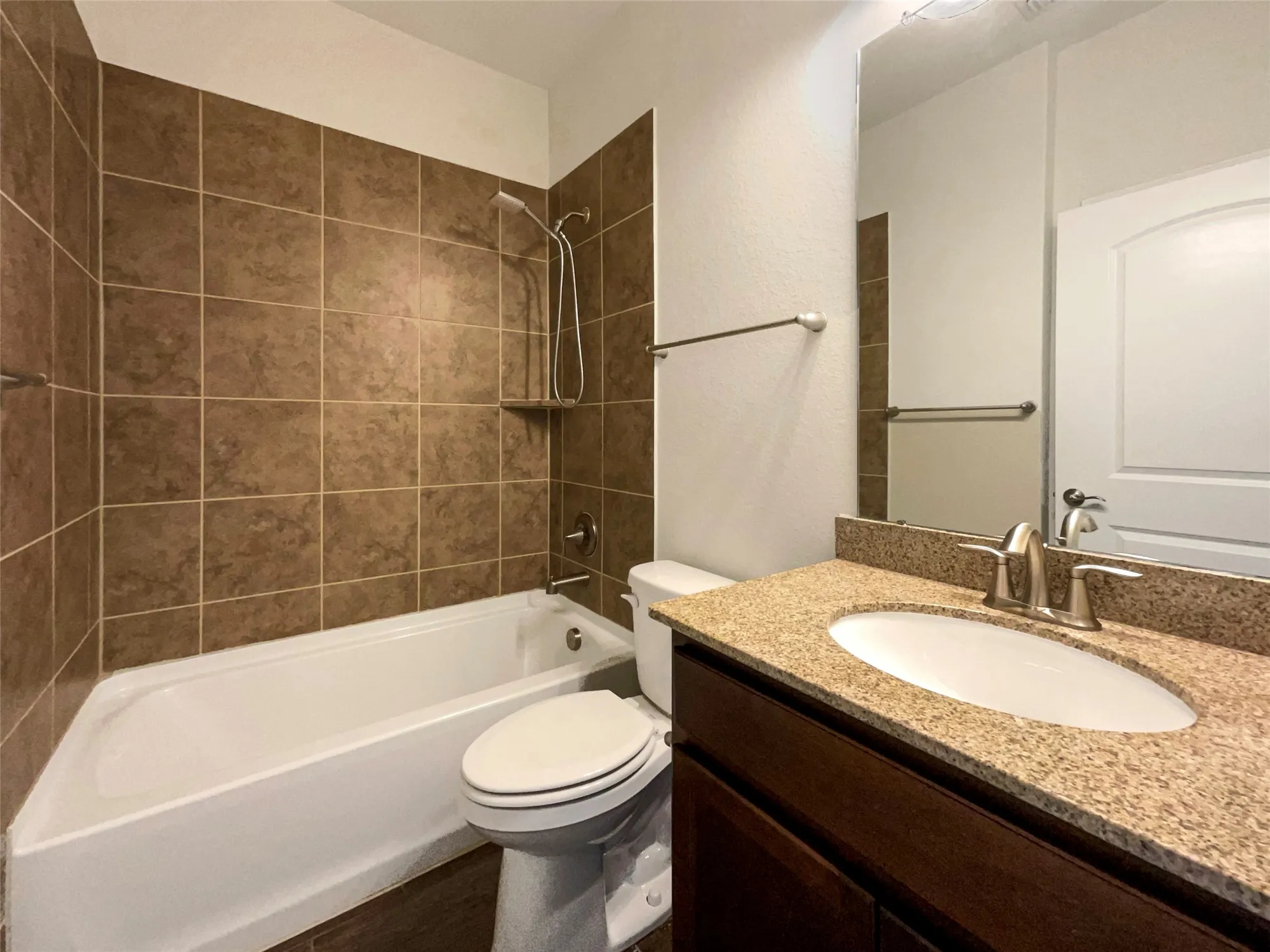 Property Slideshow image 10 of 22 | 3403 satin leaf ln, Richmond, TX, 77469