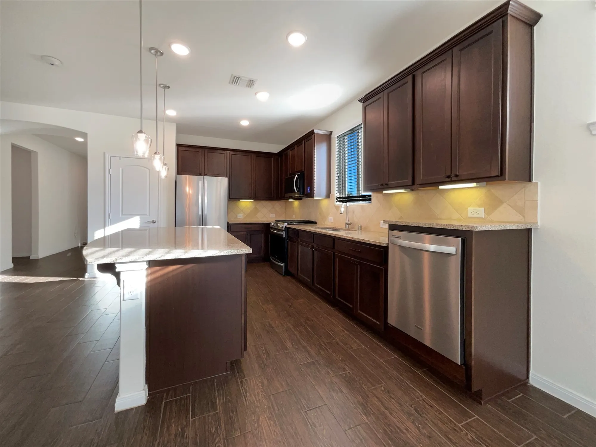 Property Slideshow image 12 of 22 | 3403 satin leaf ln, Richmond, TX, 77469