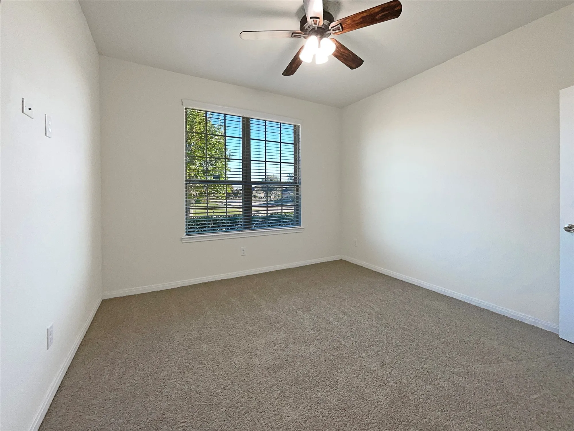 Property Slideshow image 13 of 22 | 3403 satin leaf ln, Richmond, TX, 77469