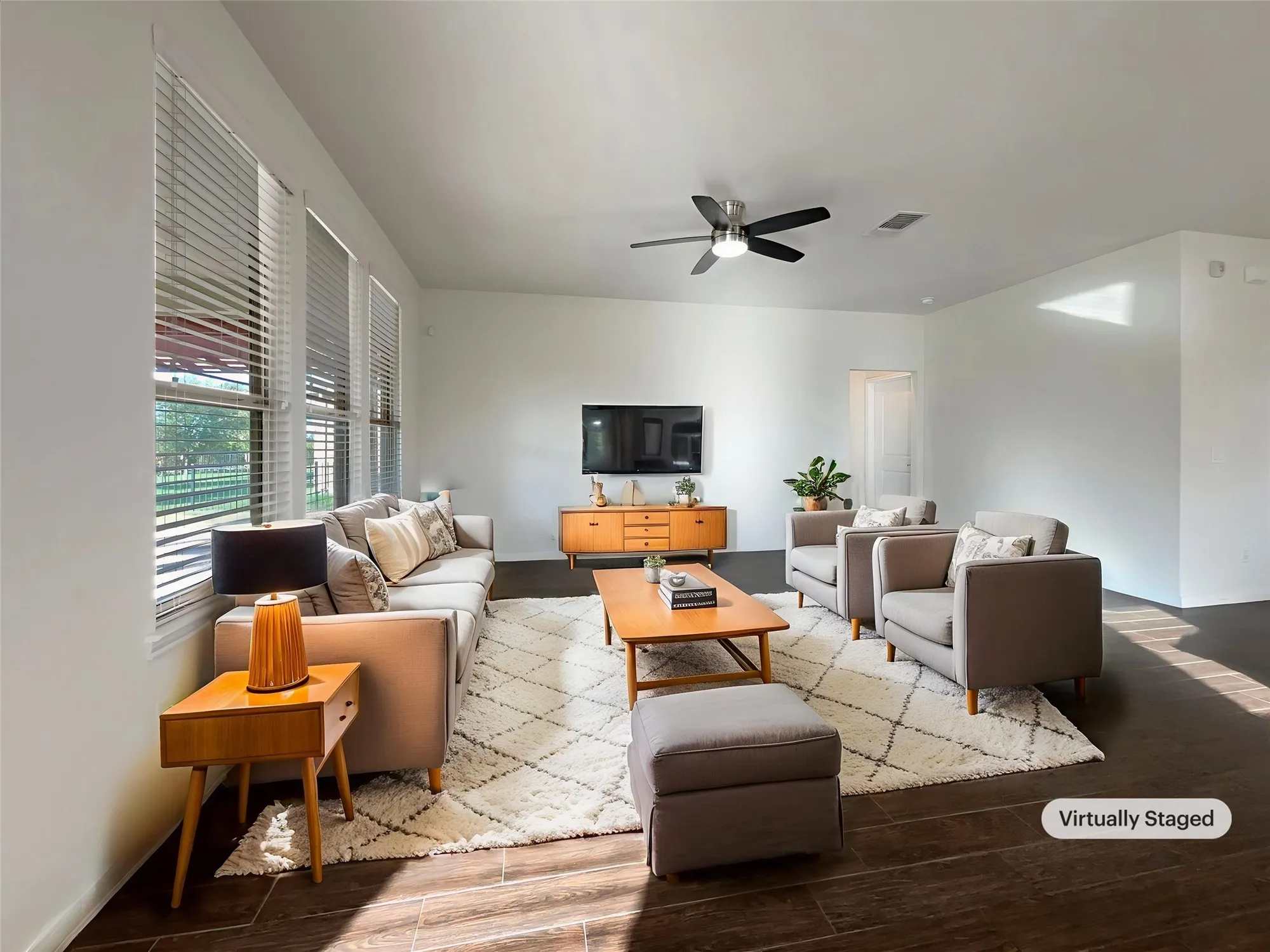 Property Slideshow image 2 of 22 | 3403 satin leaf ln, Richmond, TX, 77469