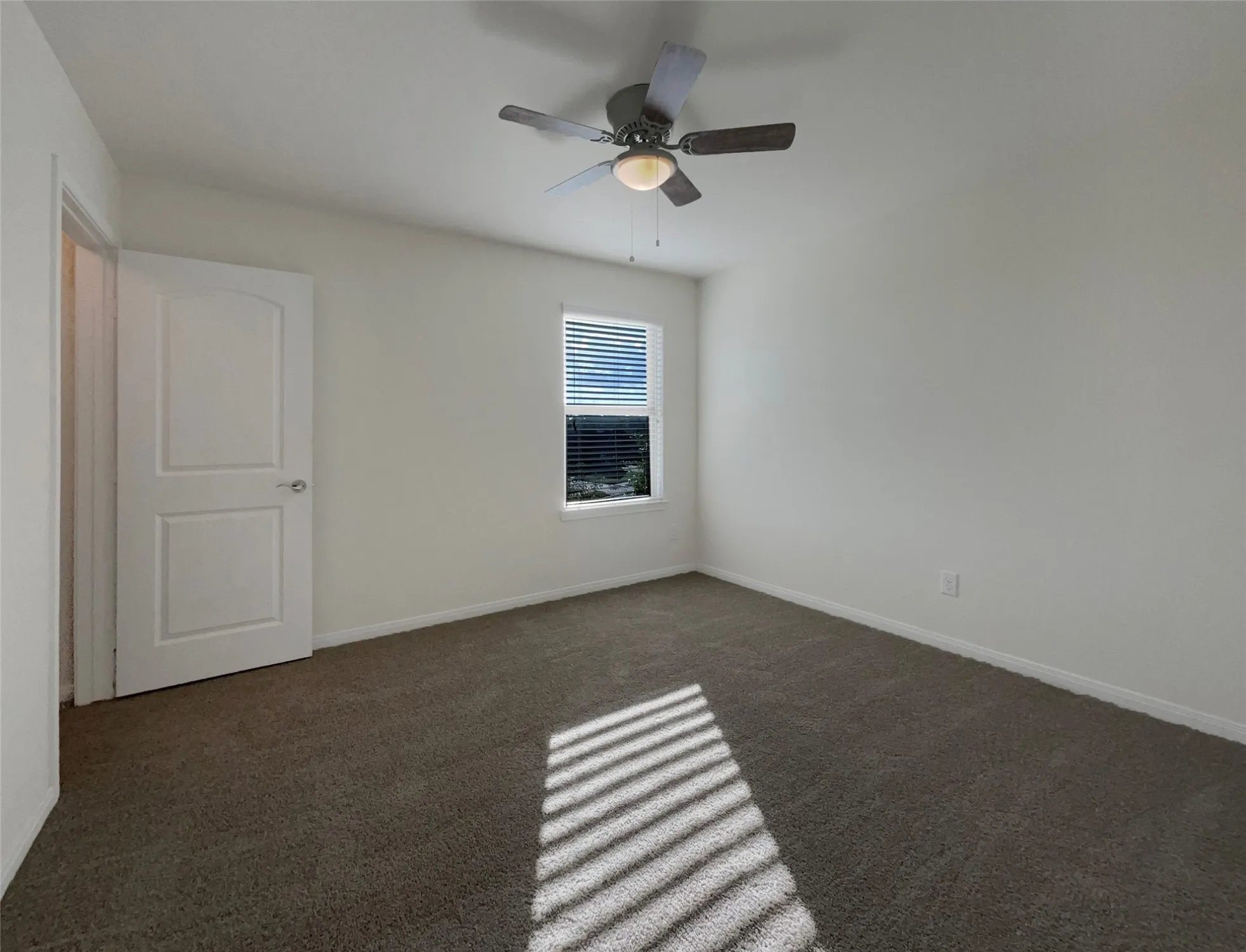 Property Slideshow image 20 of 22 | 3403 satin leaf ln, Richmond, TX, 77469