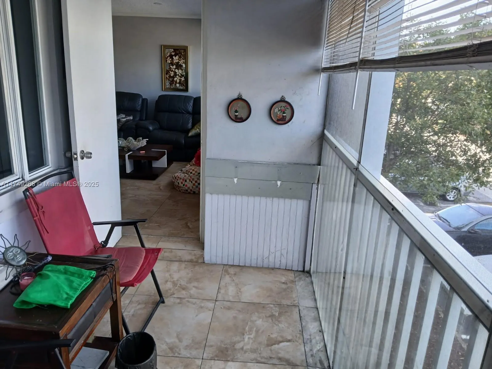 Property Slideshow image 6 of 6 | 330 se 2nd st 202f, Hallandale Beach, FL, 33009