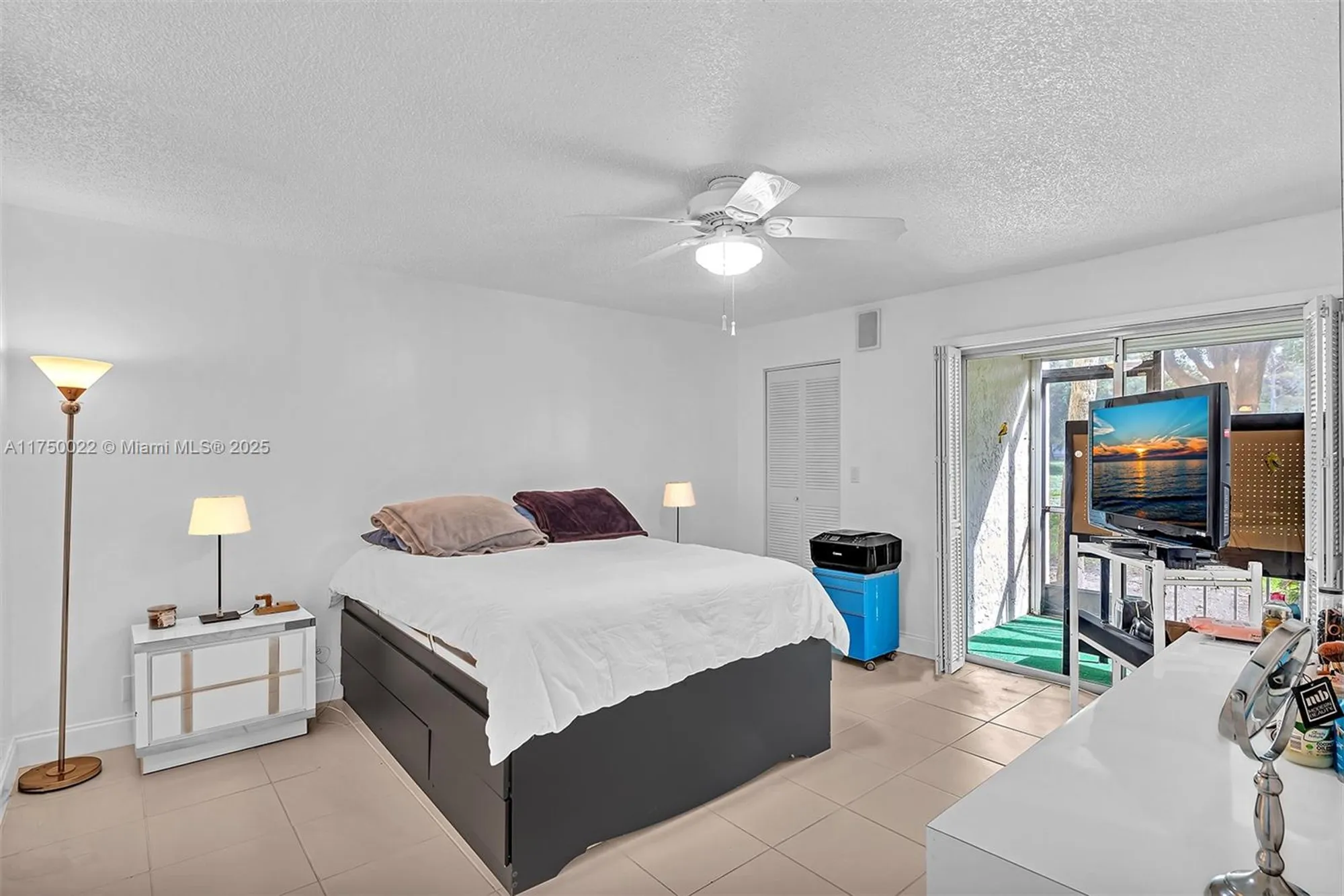 Property Slideshow image 21 of 41 | 5860 nw 44th st 111, Lauderhill, FL, 33319