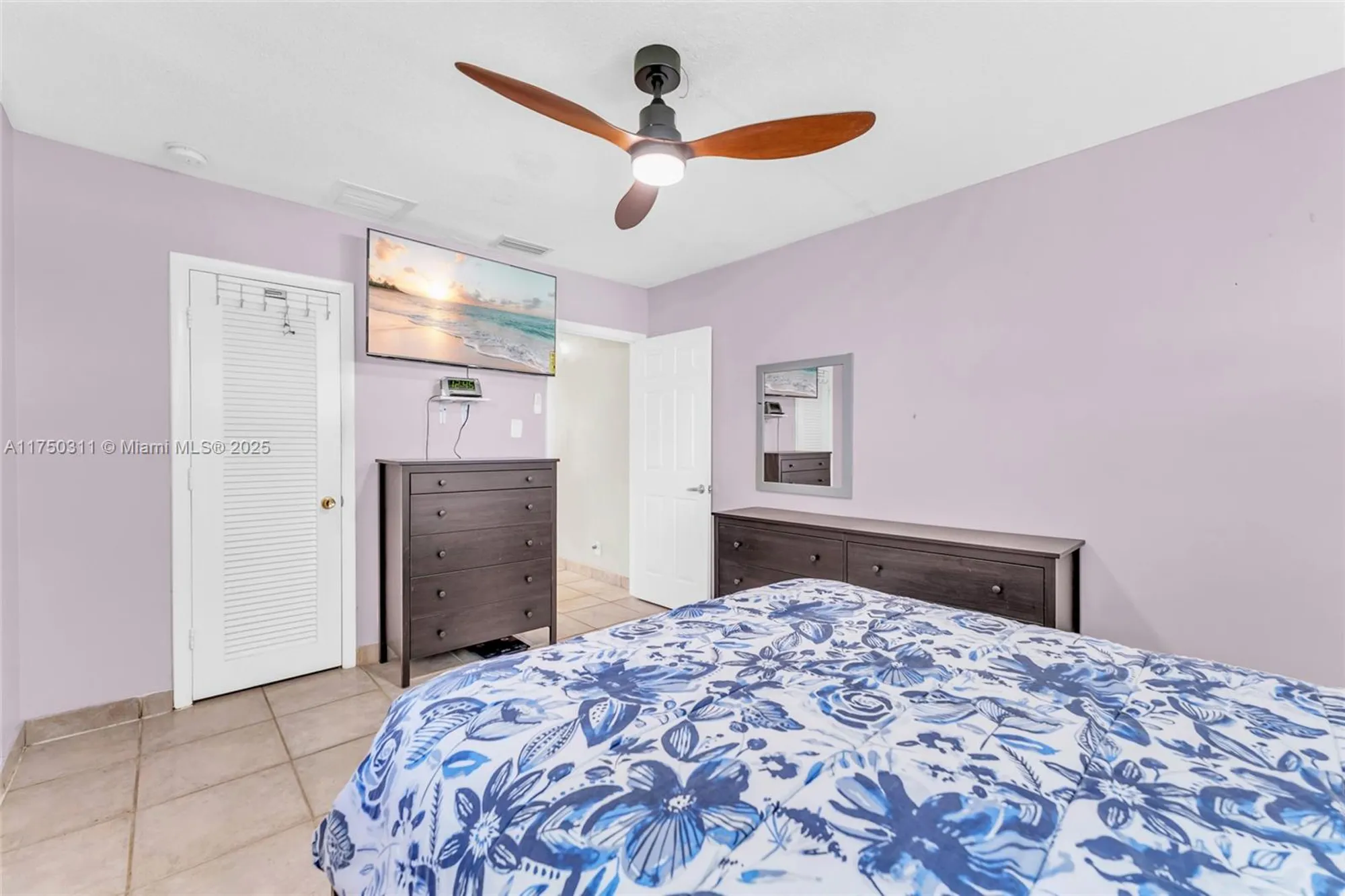 Property Slideshow image 17 of 37 | 6985 nw 11th ct, Margate, FL, 33063