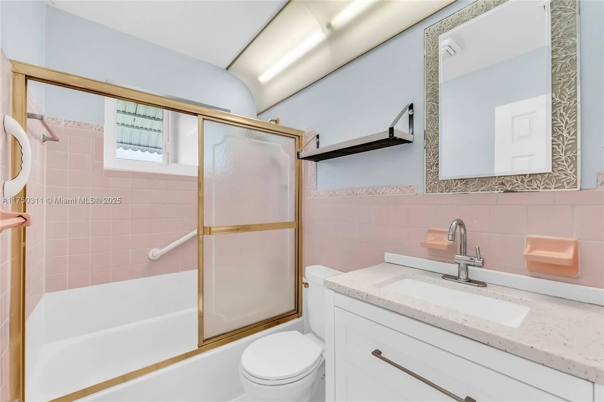 Property Slideshow image 23 of 37 | 6985 nw 11th ct, Margate, FL, 33063