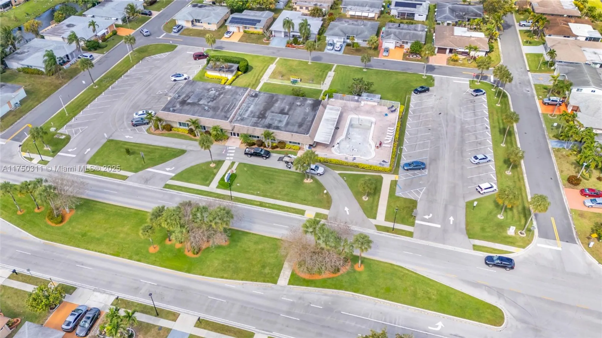 Property Slideshow image 34 of 37 | 6985 nw 11th ct, Margate, FL, 33063