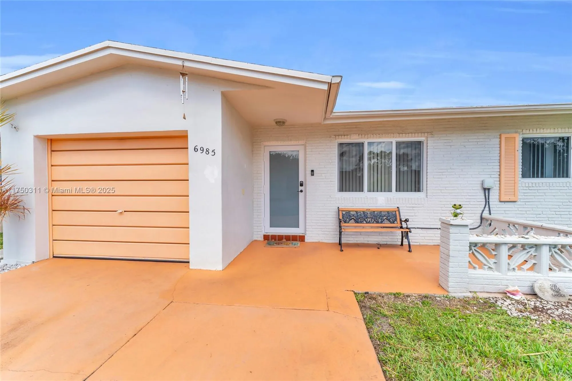 Property Slideshow image 4 of 37 | 6985 nw 11th ct, Margate, FL, 33063