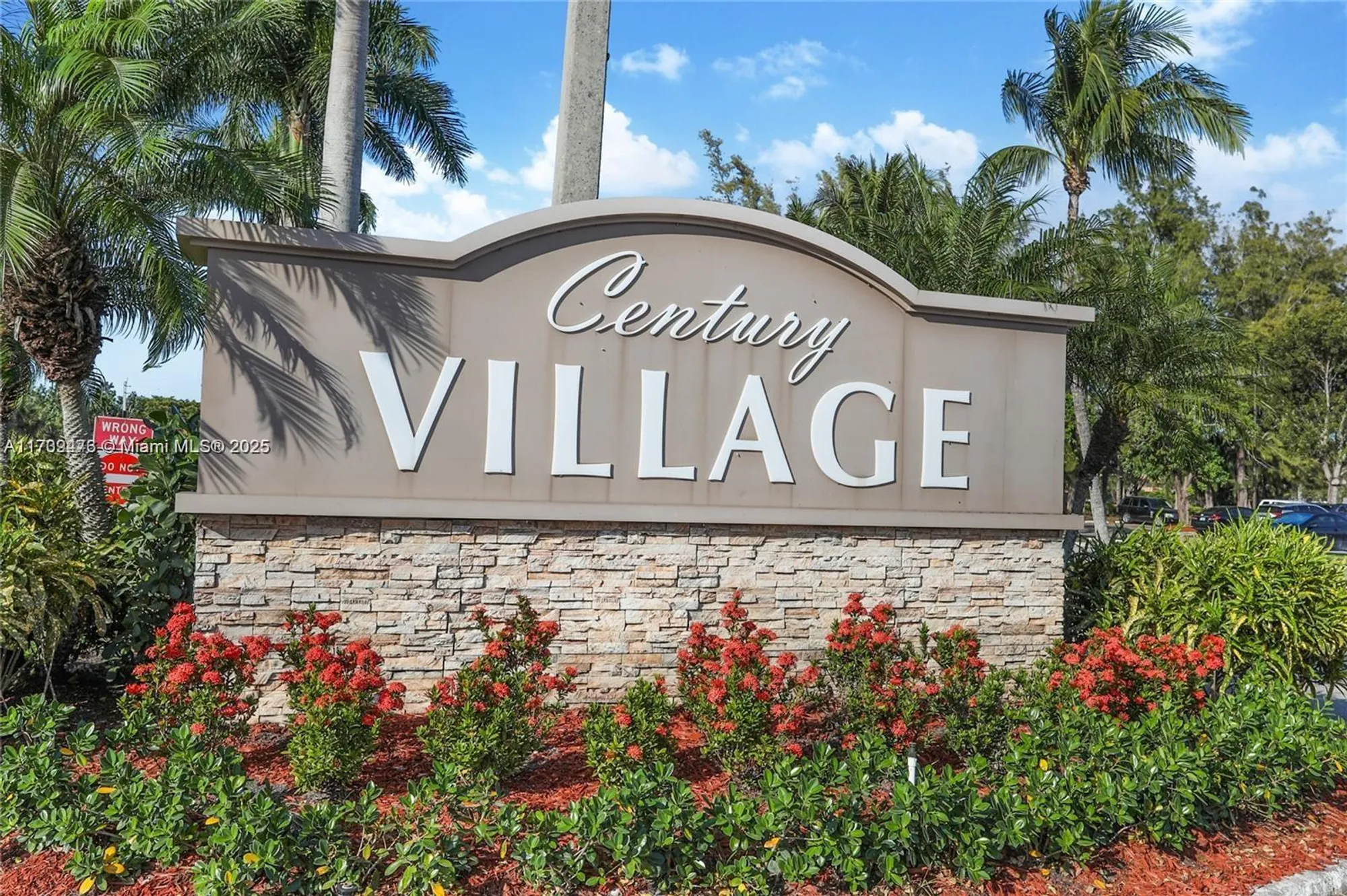 Property Slideshow image 9 of 10 | 275 windsor l # 275, West Palm Beach, FL, 33417