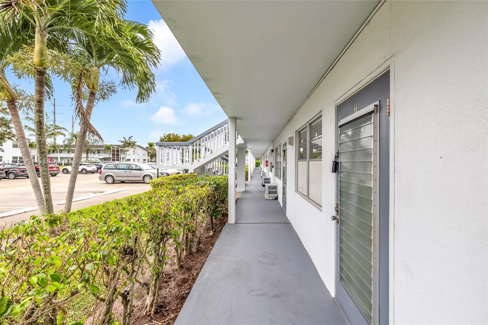 Property Slideshow image 4 of 32 | 73 farnham d # 73, Deerfield Beach, FL, 33442