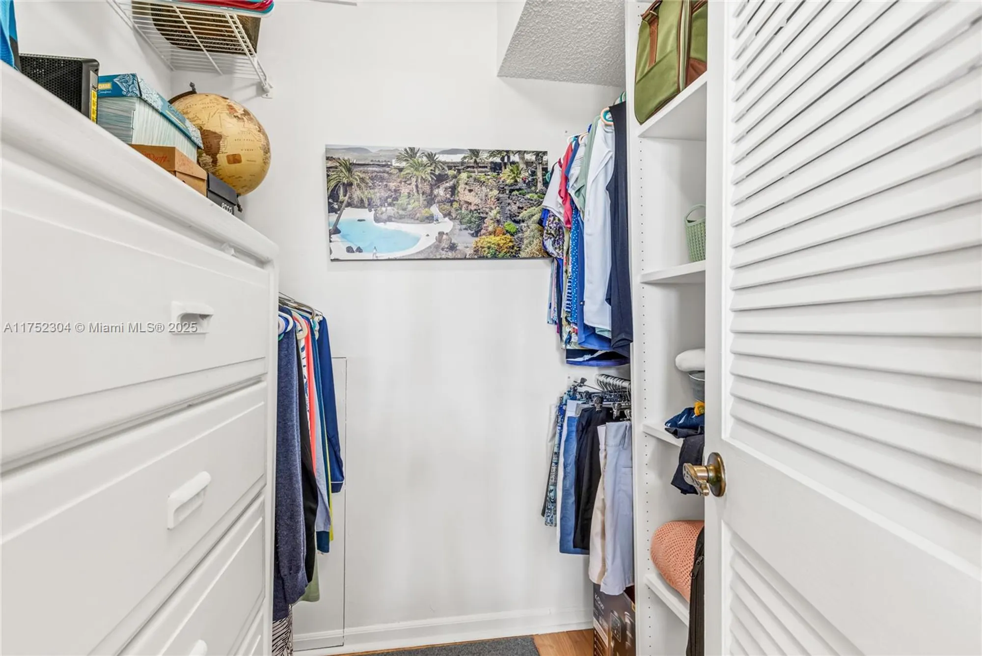 Property Slideshow image 22 of 44 | 411 s hollybrook dr 205, Pembroke Pines, FL, 33025