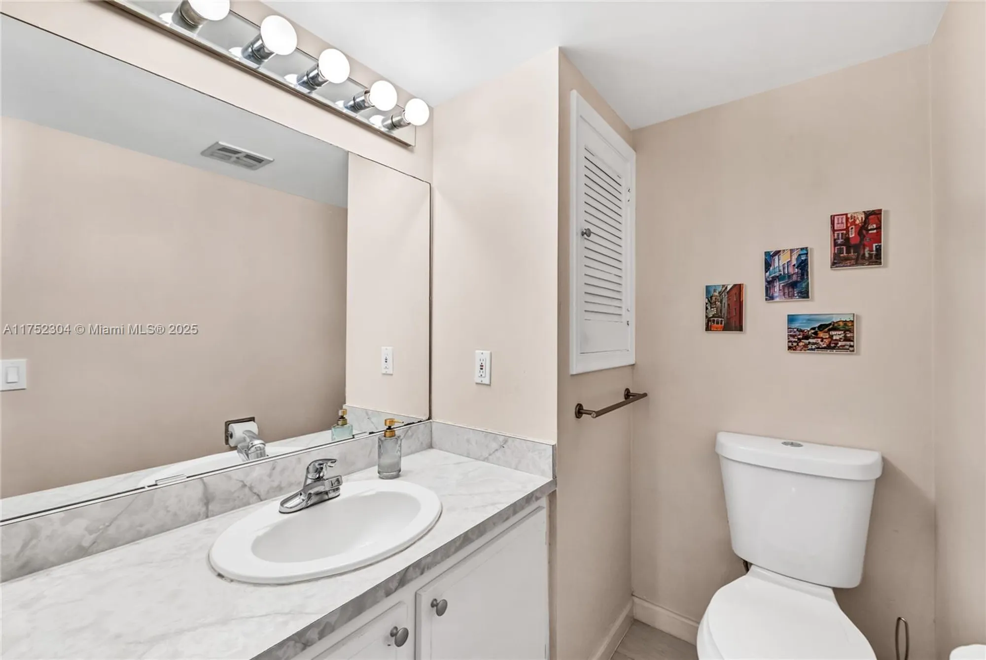 Property Slideshow image 23 of 44 | 411 s hollybrook dr 205, Pembroke Pines, FL, 33025