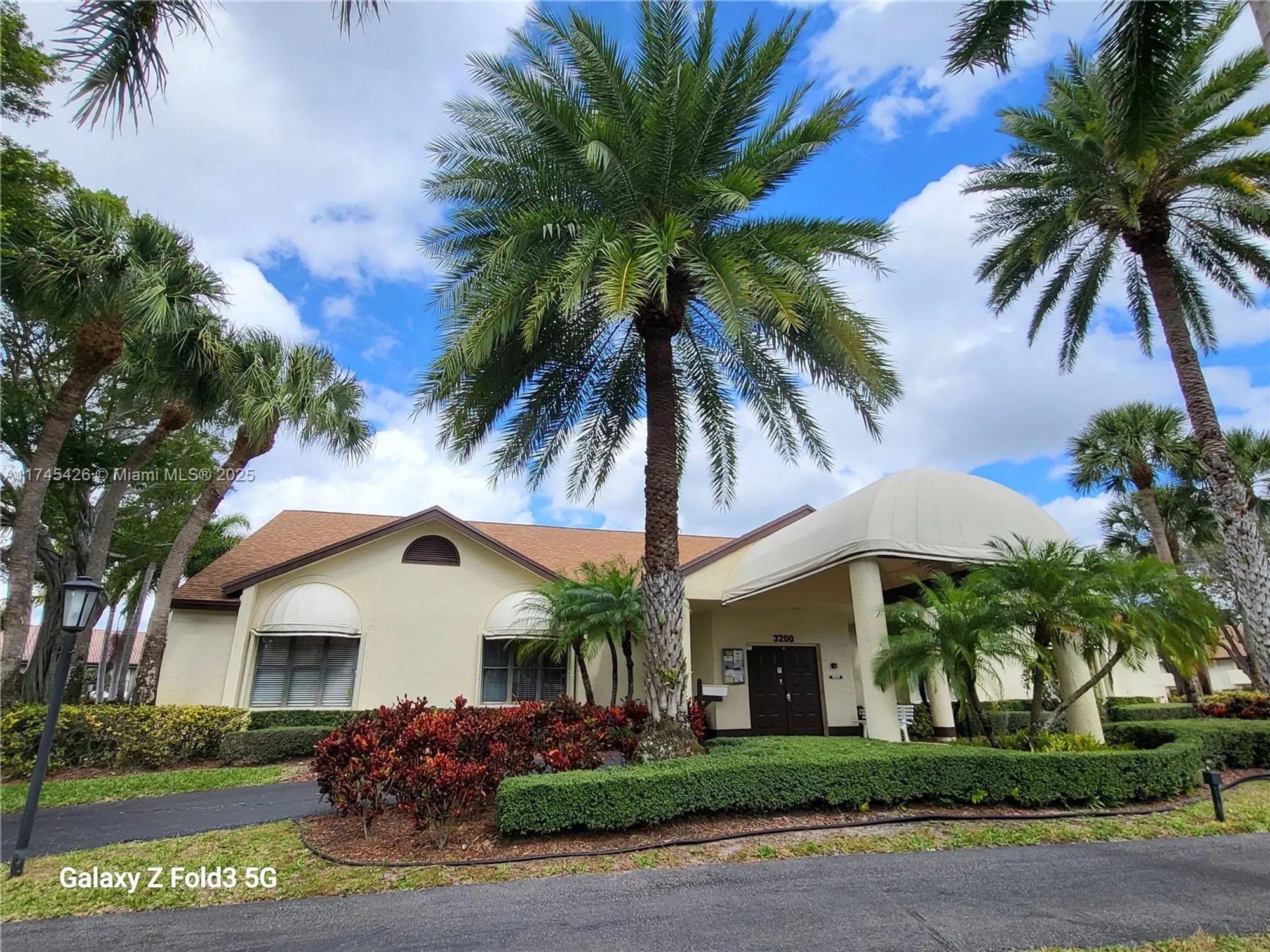Property Slideshow image 25 of 33 | 3201 jog park dr, Greenacres, FL, 33467