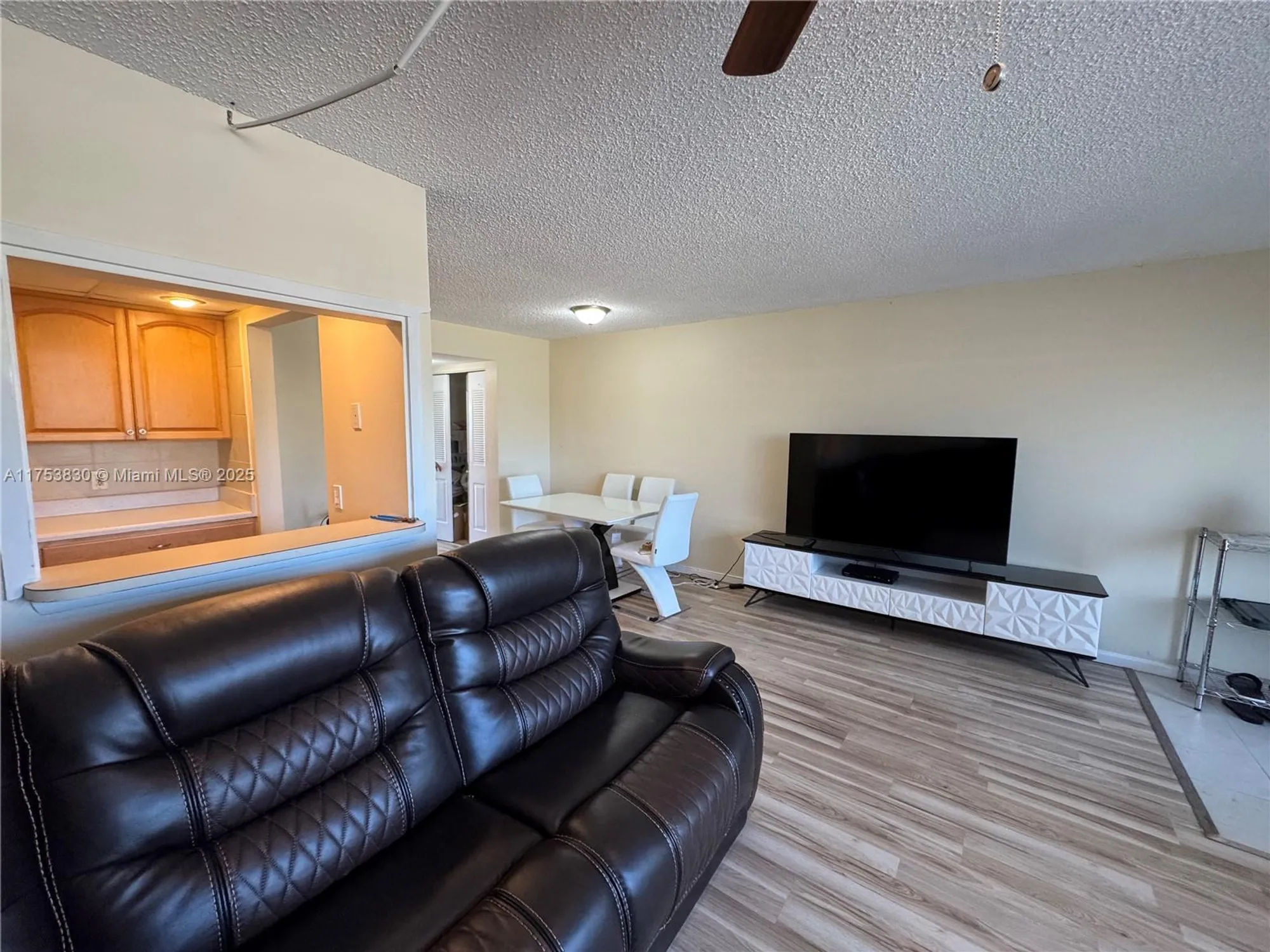 Property Slideshow image 13 of 17 | 174 chatham i, West Palm Beach, FL, 33417