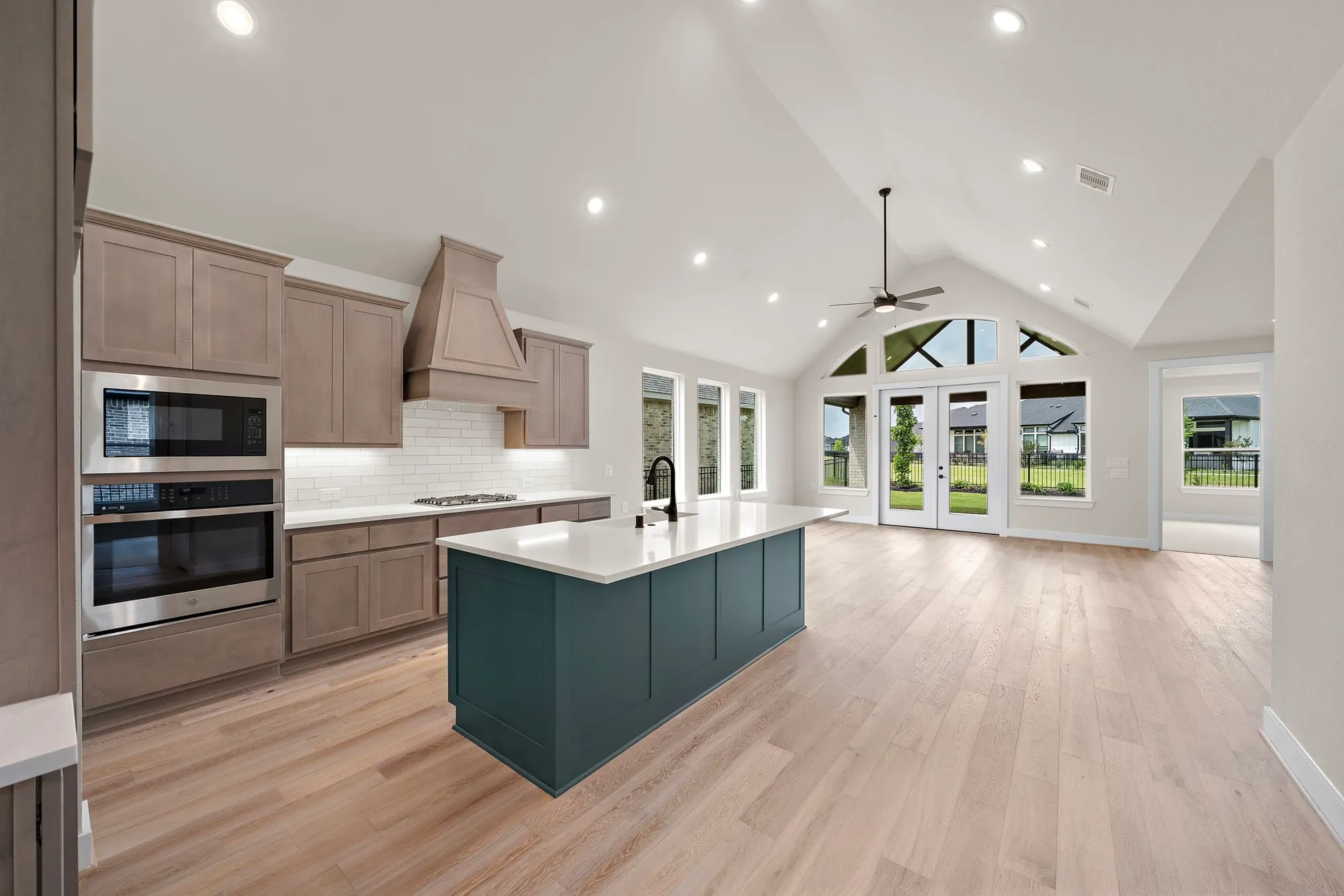 Property Slideshow image 19 of 49 | 9975 monarch landing cv, Willis, TX, 77318