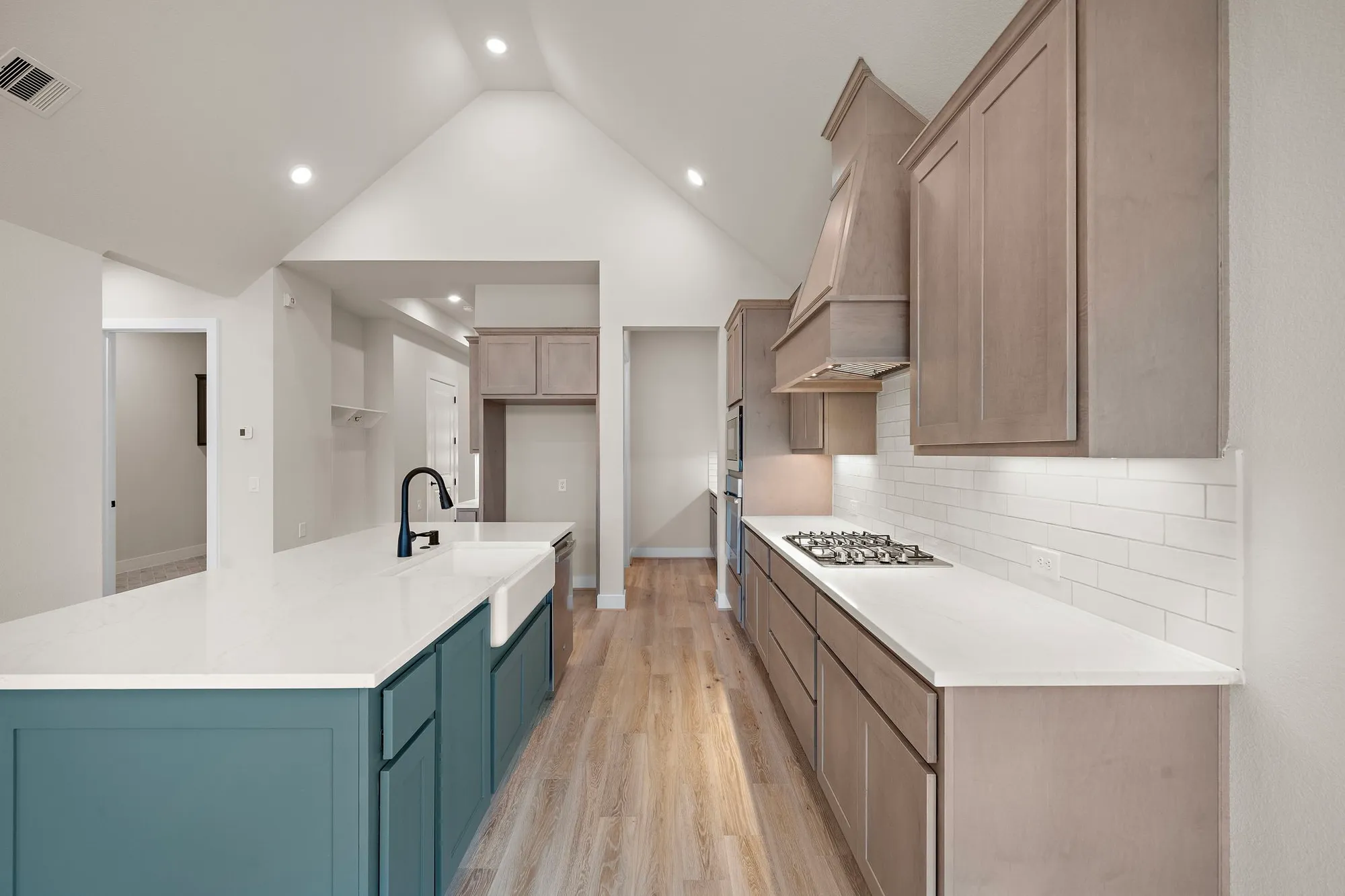 Property Slideshow image 21 of 49 | 9975 monarch landing cv, Willis, TX, 77318