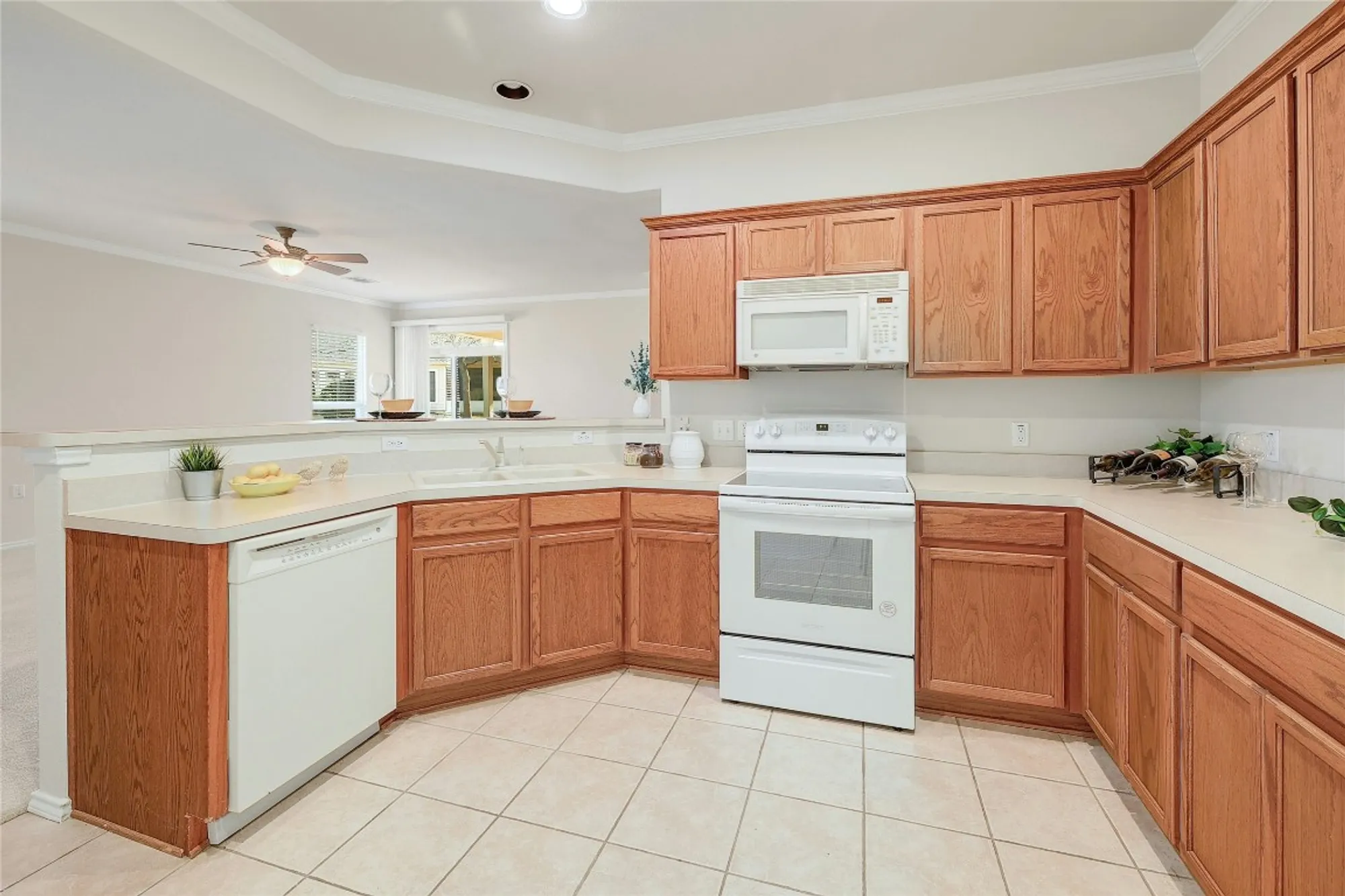Property Slideshow image 12 of 34 | 333 portsmouth dr, Georgetown, TX, 78633