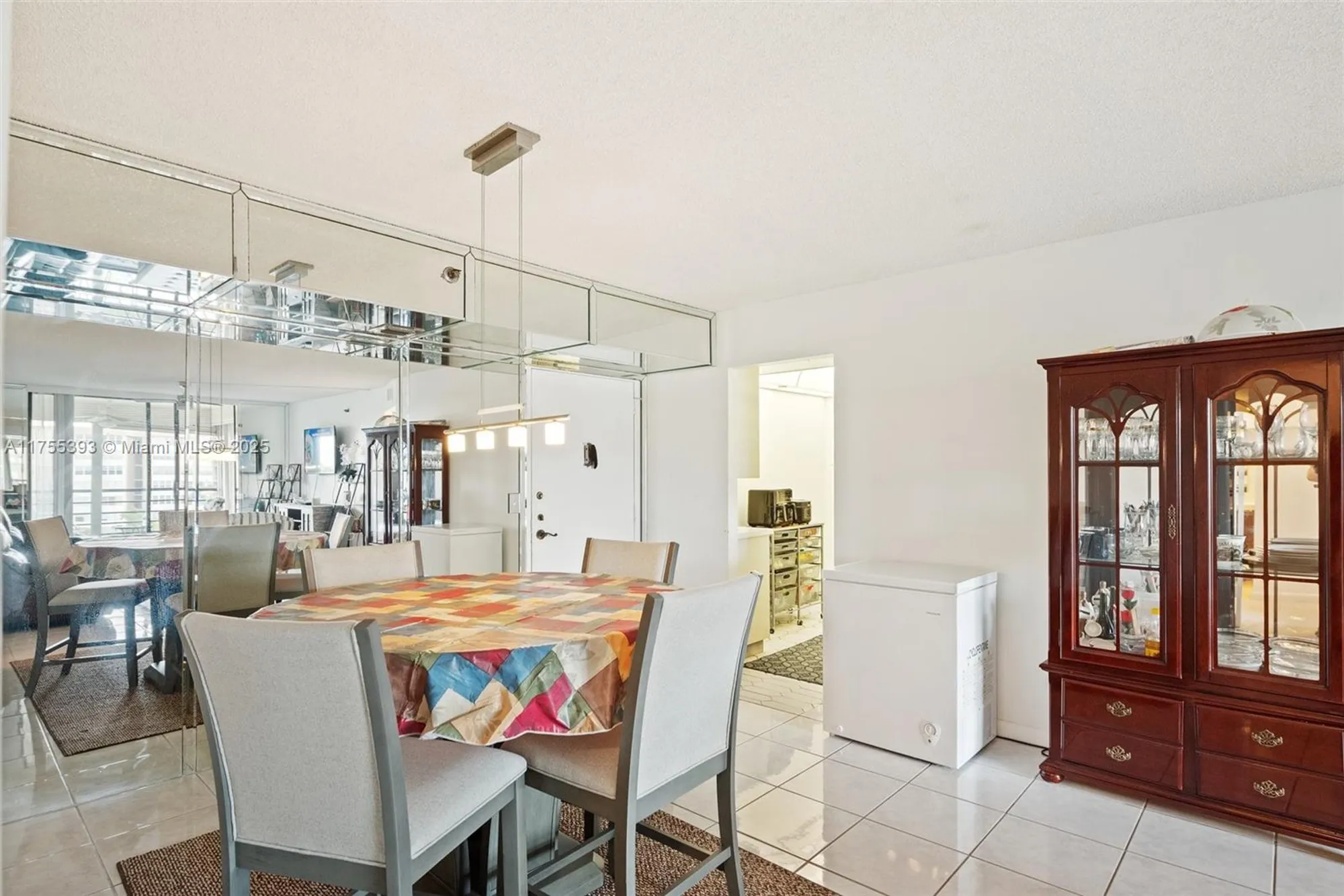 Property Slideshow image 19 of 25 | 1000 saint charles pl 603, Pembroke Pines, FL, 33026