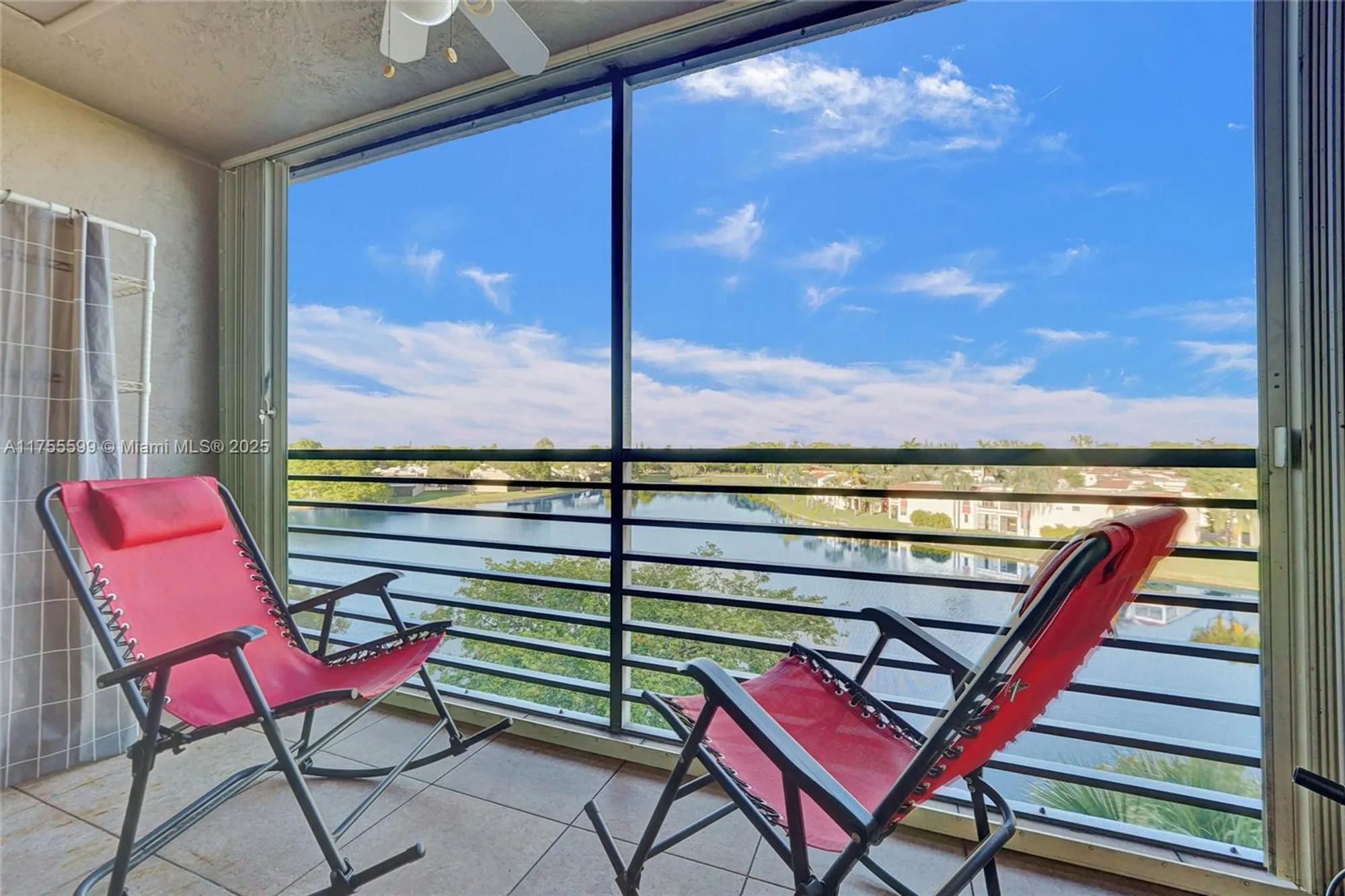 Property Slideshow image 21 of 41 | 901 colony point cir 511, Pembroke Pines, FL, 33026