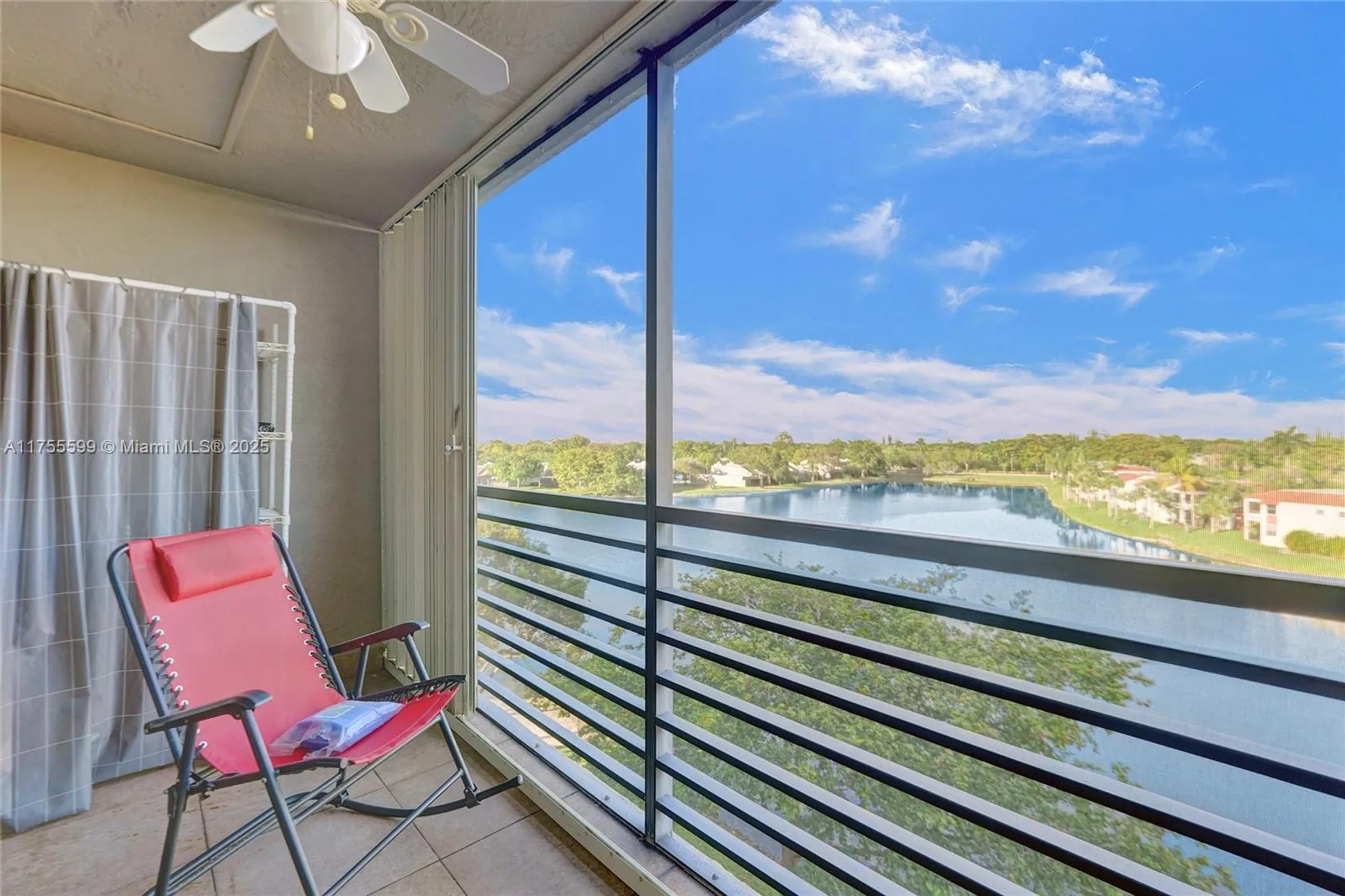 Property Slideshow image 23 of 41 | 901 colony point cir 511, Pembroke Pines, FL, 33026