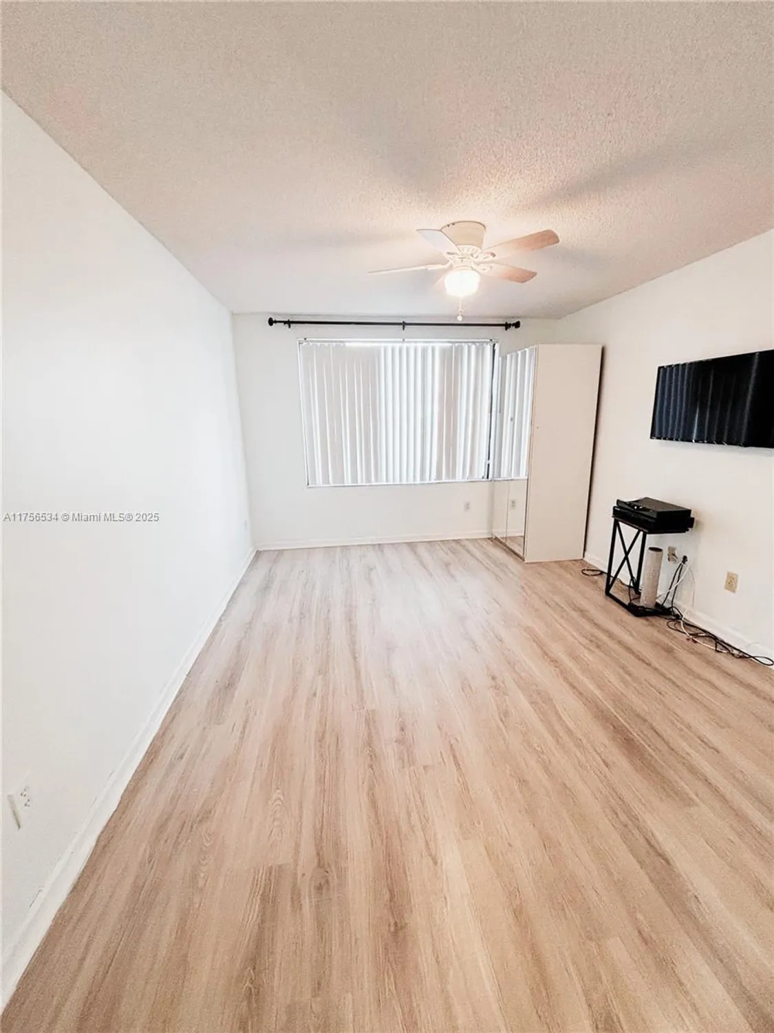 Property Slideshow image 10 of 16 | 9737 n belfort cir 108, Tamarac, FL, 33321