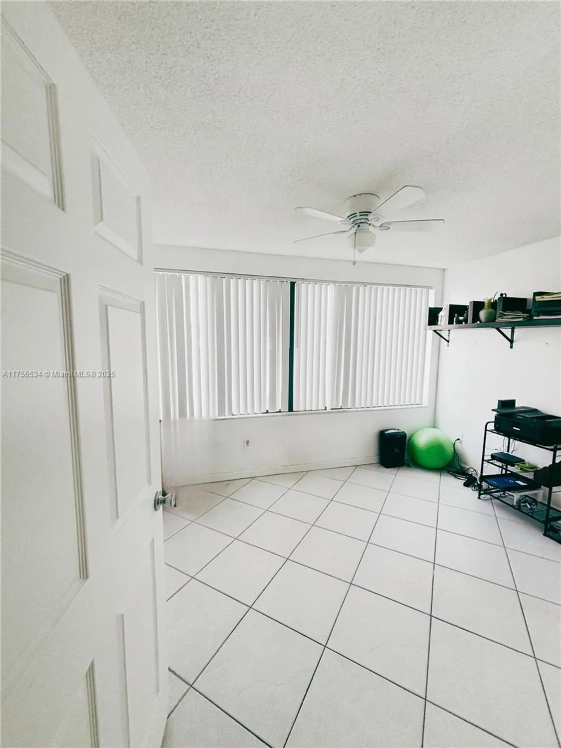 Property Slideshow image 5 of 16 | 9737 n belfort cir 108, Tamarac, FL, 33321