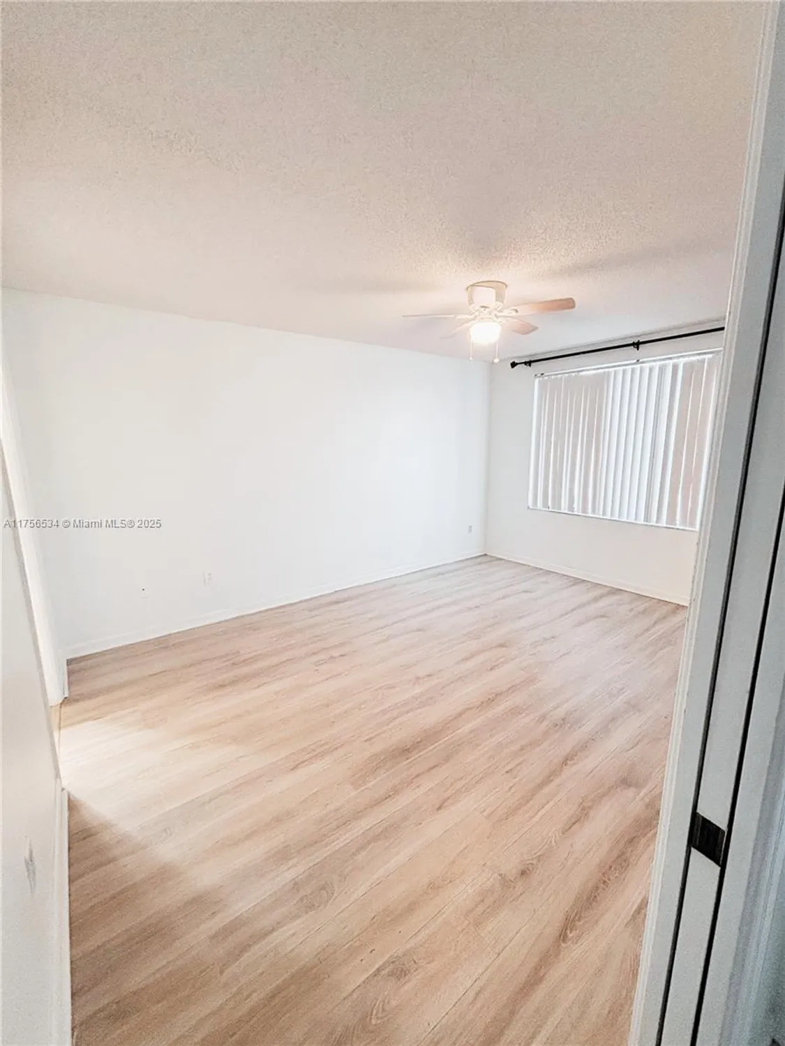 Property Slideshow image 9 of 16 | 9737 n belfort cir 108, Tamarac, FL, 33321