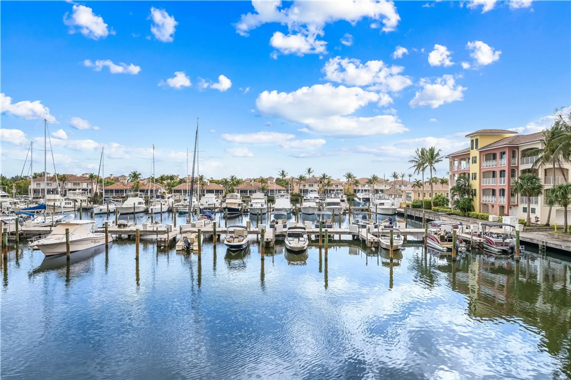 Property Slideshow image 28 of 36 | 5520 n harbor village dr apt 203, Vero Beach, FL, 32967