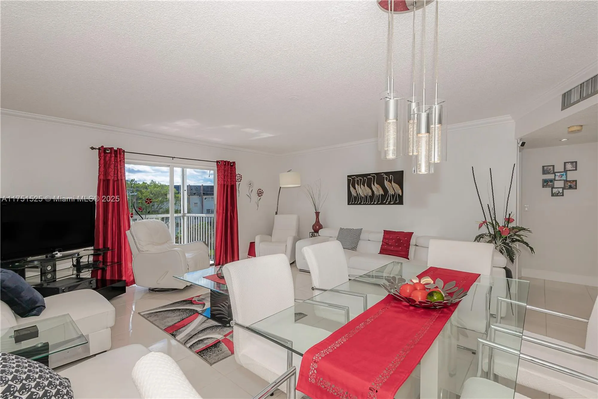 Property Slideshow image 15 of 28 | 4751 nw 21st st 401, Lauderhill, FL, 33313