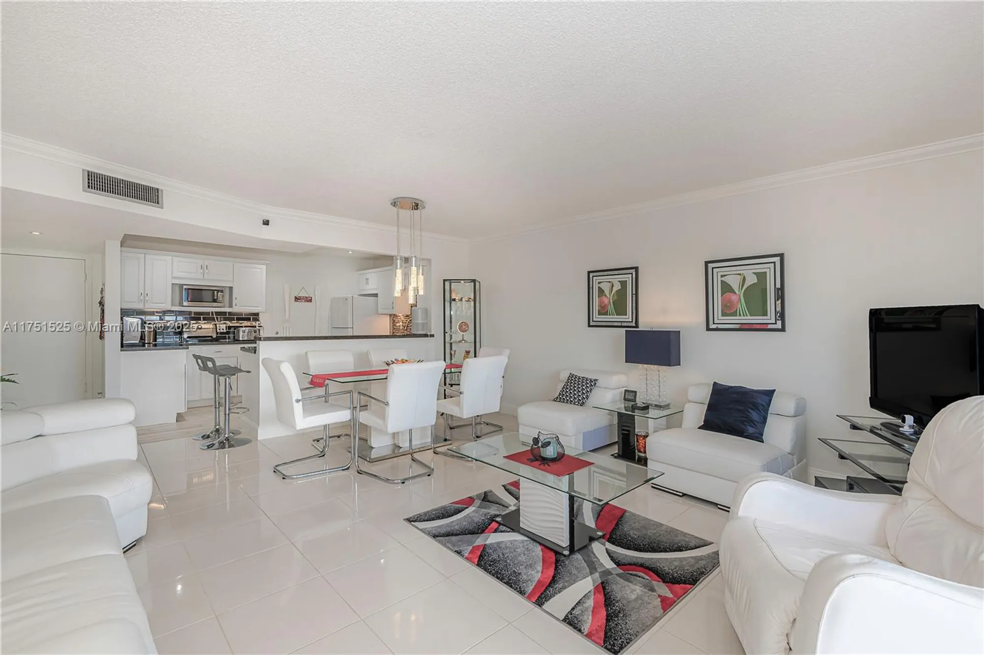 Property Slideshow image 17 of 28 | 4751 nw 21st st 401, Lauderhill, FL, 33313