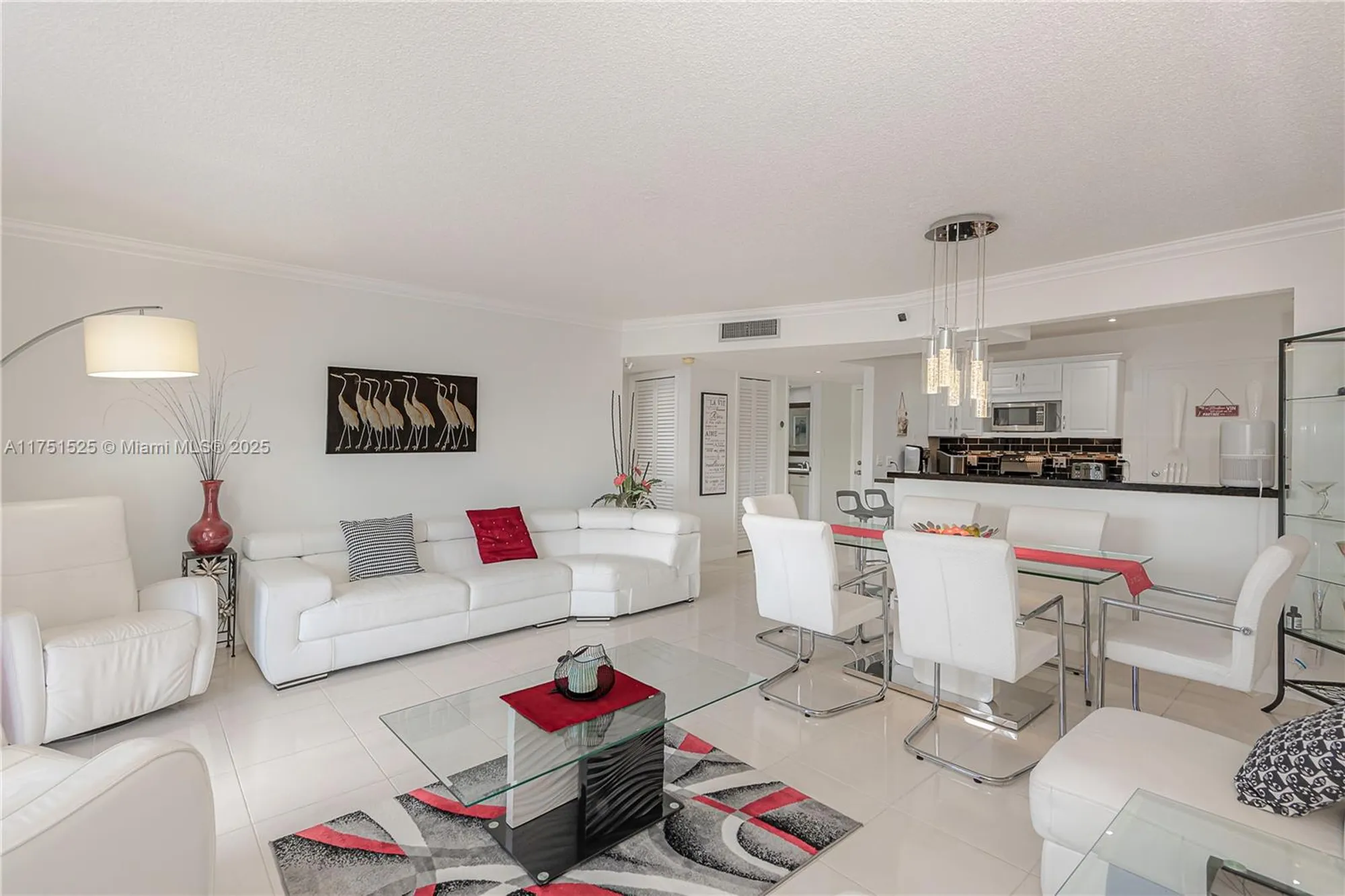 Property Slideshow image 18 of 28 | 4751 nw 21st st 401, Lauderhill, FL, 33313