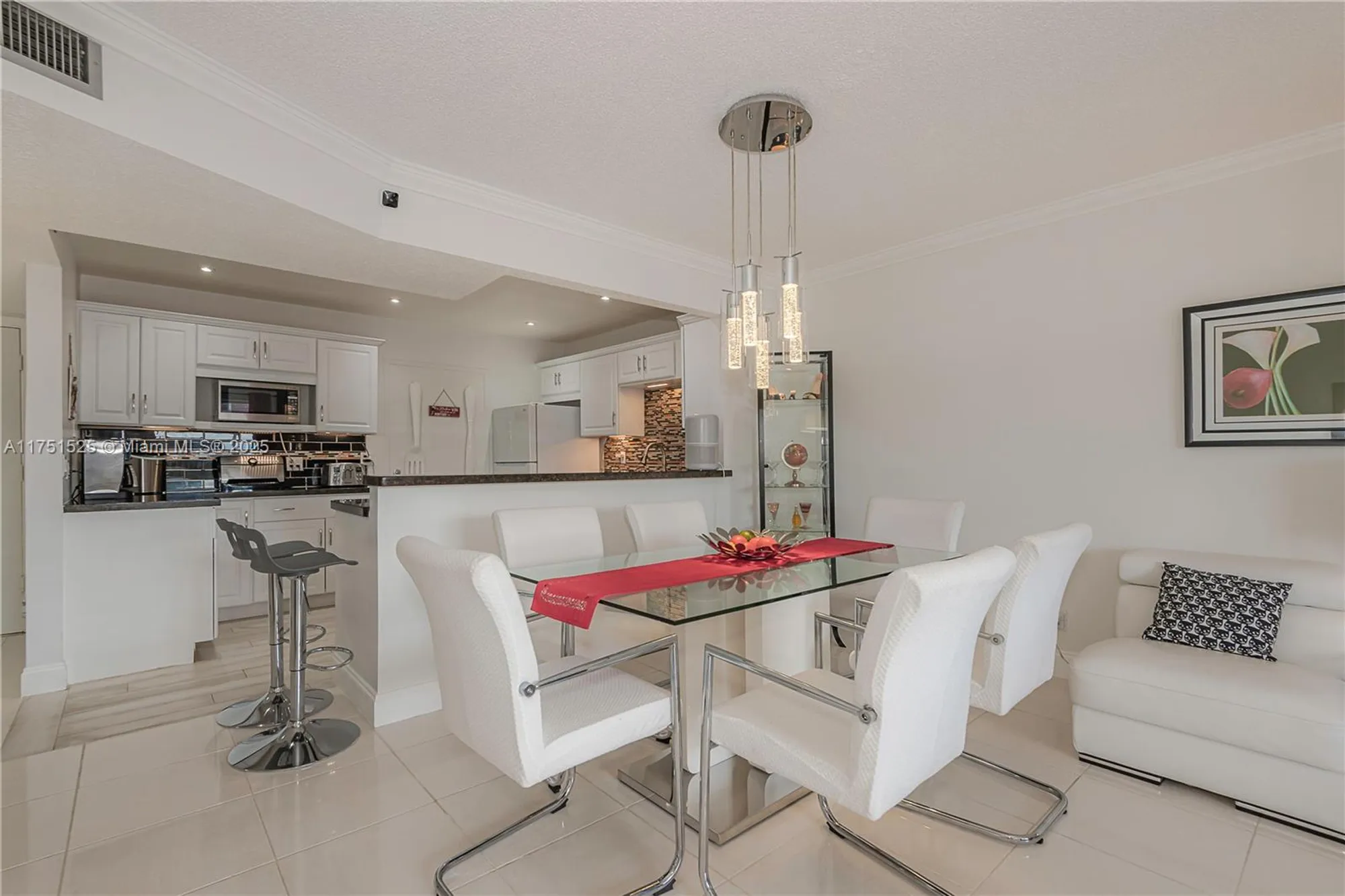 Property Slideshow image 19 of 28 | 4751 nw 21st st 401, Lauderhill, FL, 33313