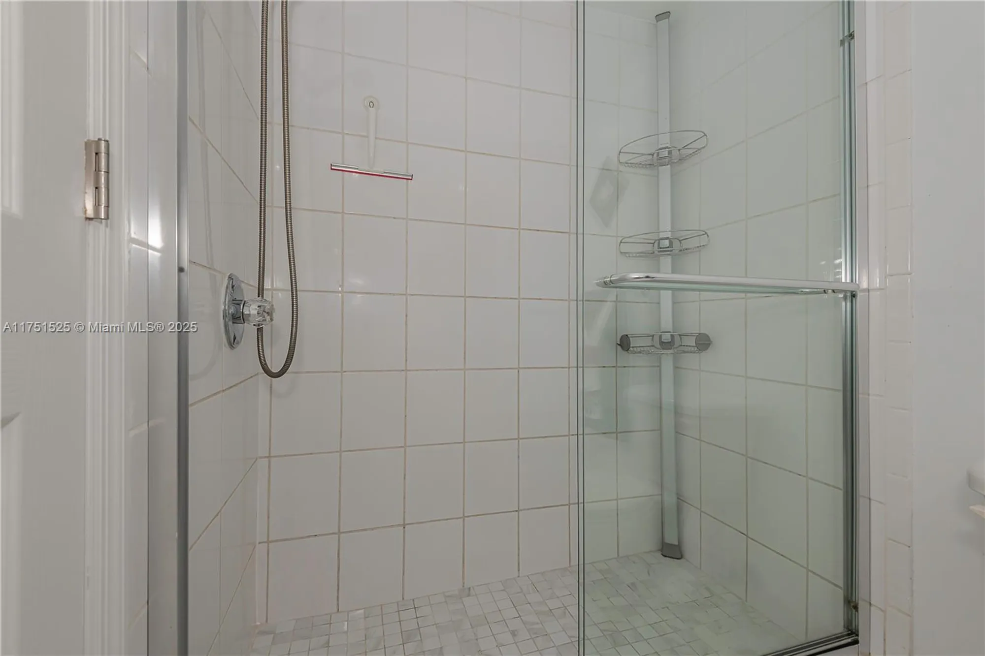 Property Slideshow image 27 of 28 | 4751 nw 21st st 401, Lauderhill, FL, 33313