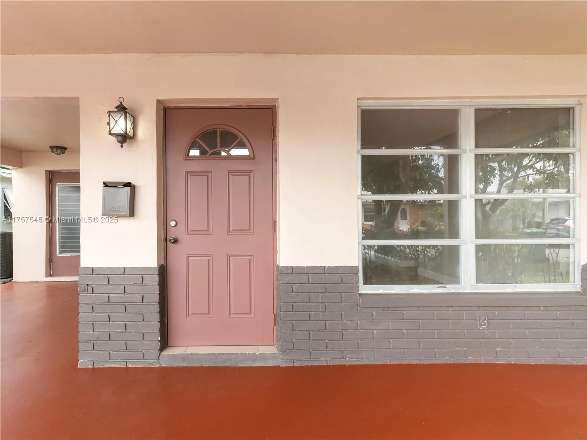 Property Slideshow image 4 of 46 | 4938 nw 48th ave, Tamarac, FL, 33319