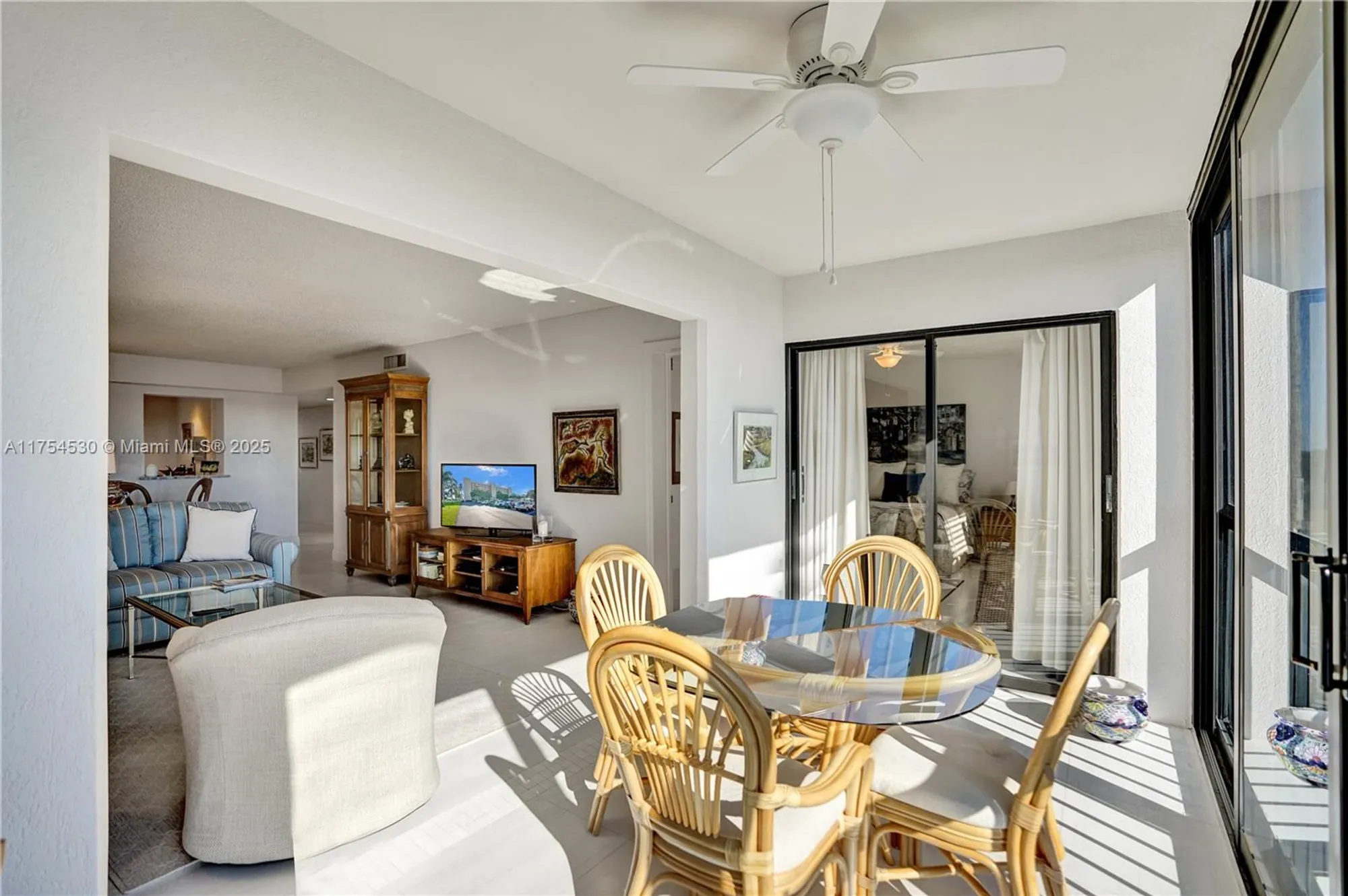 Property Slideshow image 11 of 42 | 7260 kinghurst dr apt 604, Delray Beach, FL, 33446