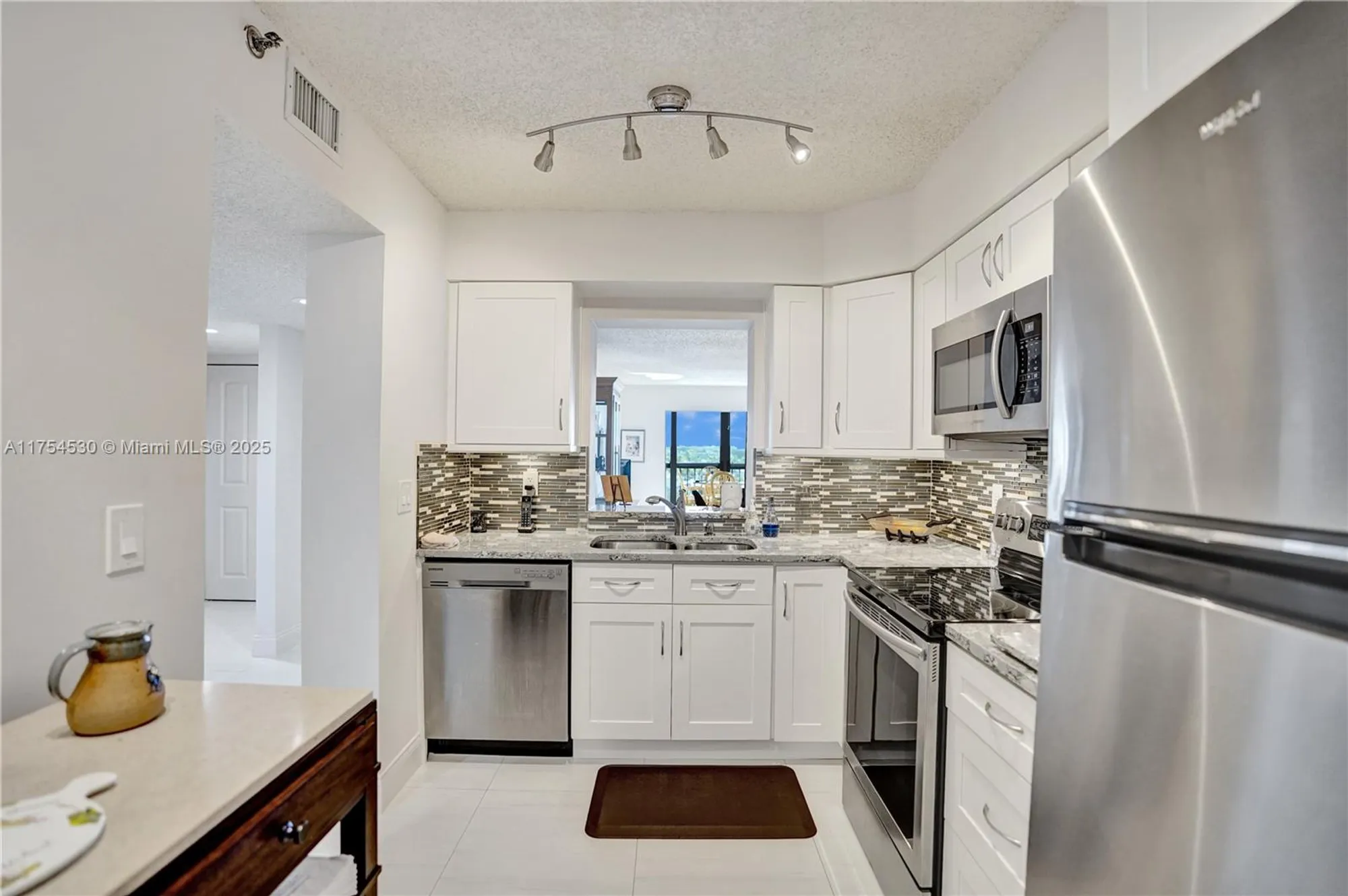 Property Slideshow image 22 of 42 | 7260 kinghurst dr apt 604, Delray Beach, FL, 33446