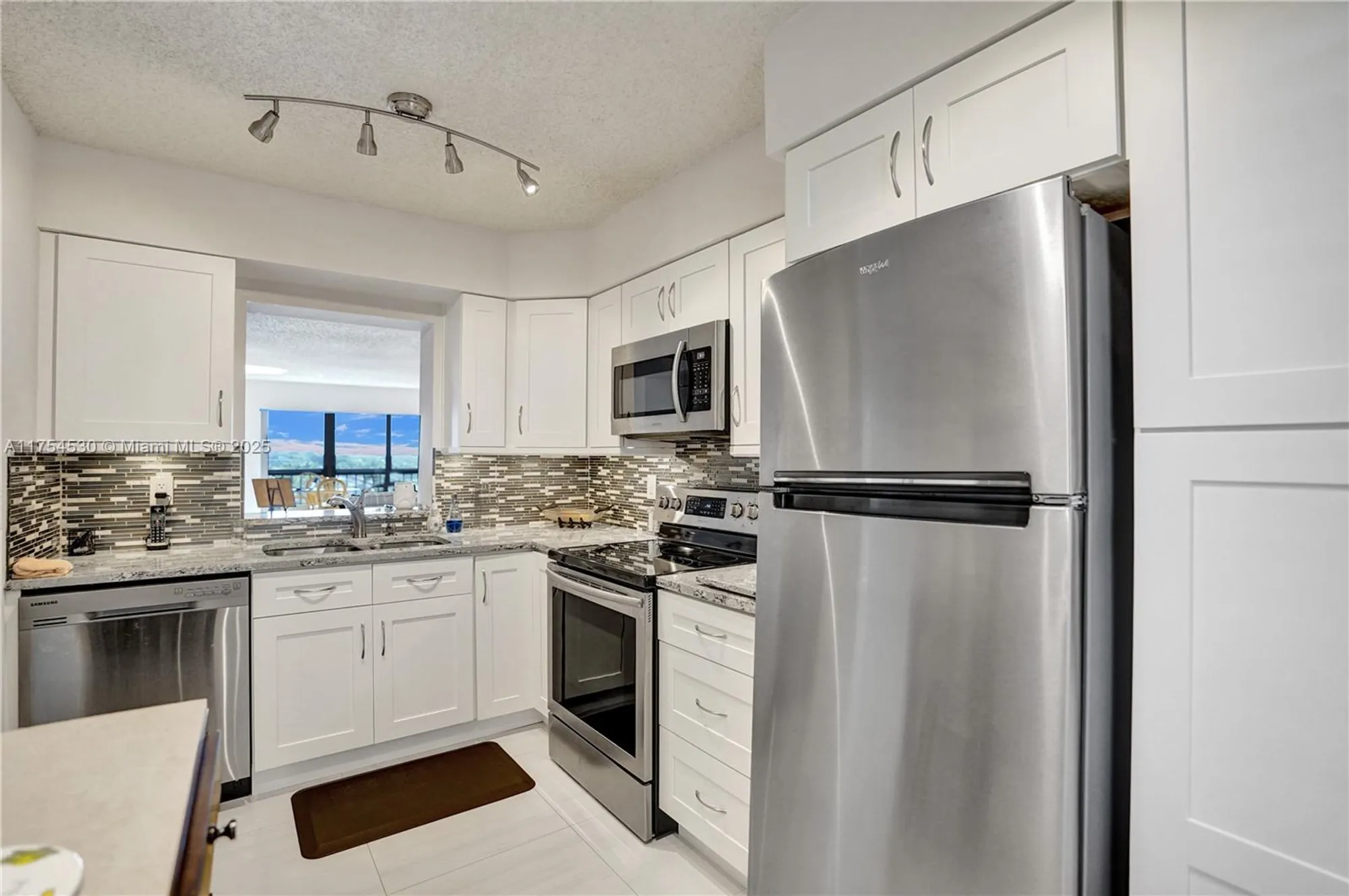 Property Slideshow image 23 of 42 | 7260 kinghurst dr apt 604, Delray Beach, FL, 33446
