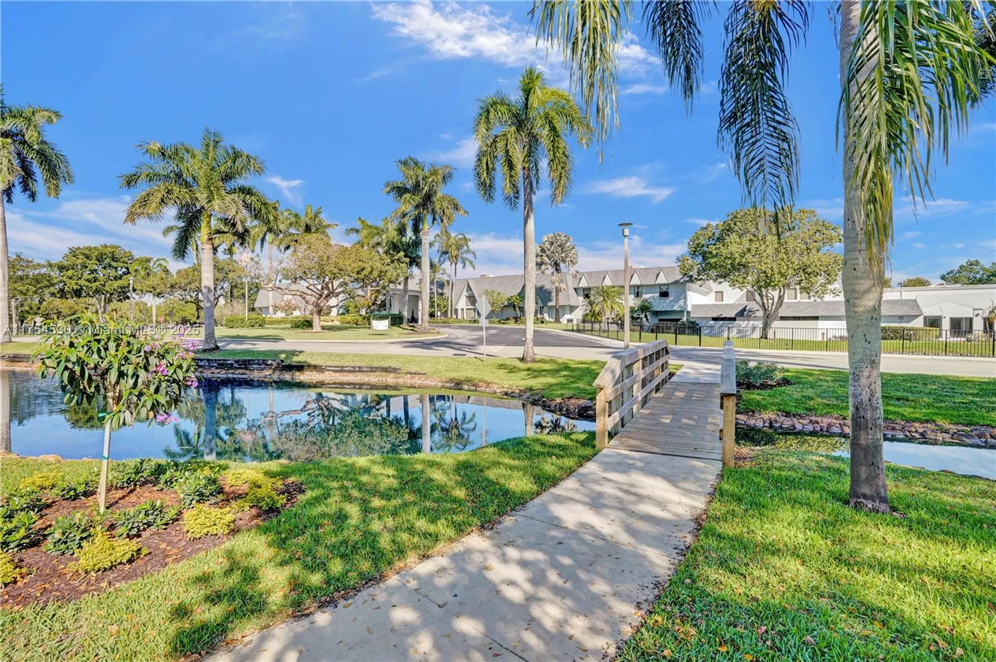 Property Slideshow image 4 of 42 | 7260 kinghurst dr apt 604, Delray Beach, FL, 33446