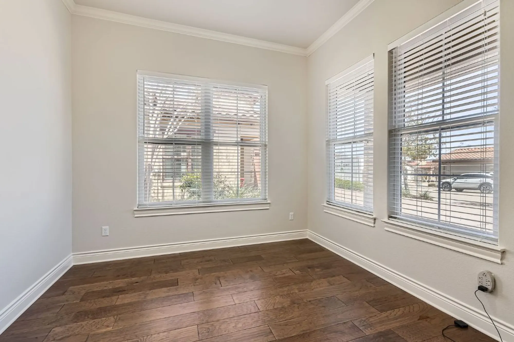 Property Slideshow image 17 of 31 | 304 belforte ave, Austin, TX, 78734