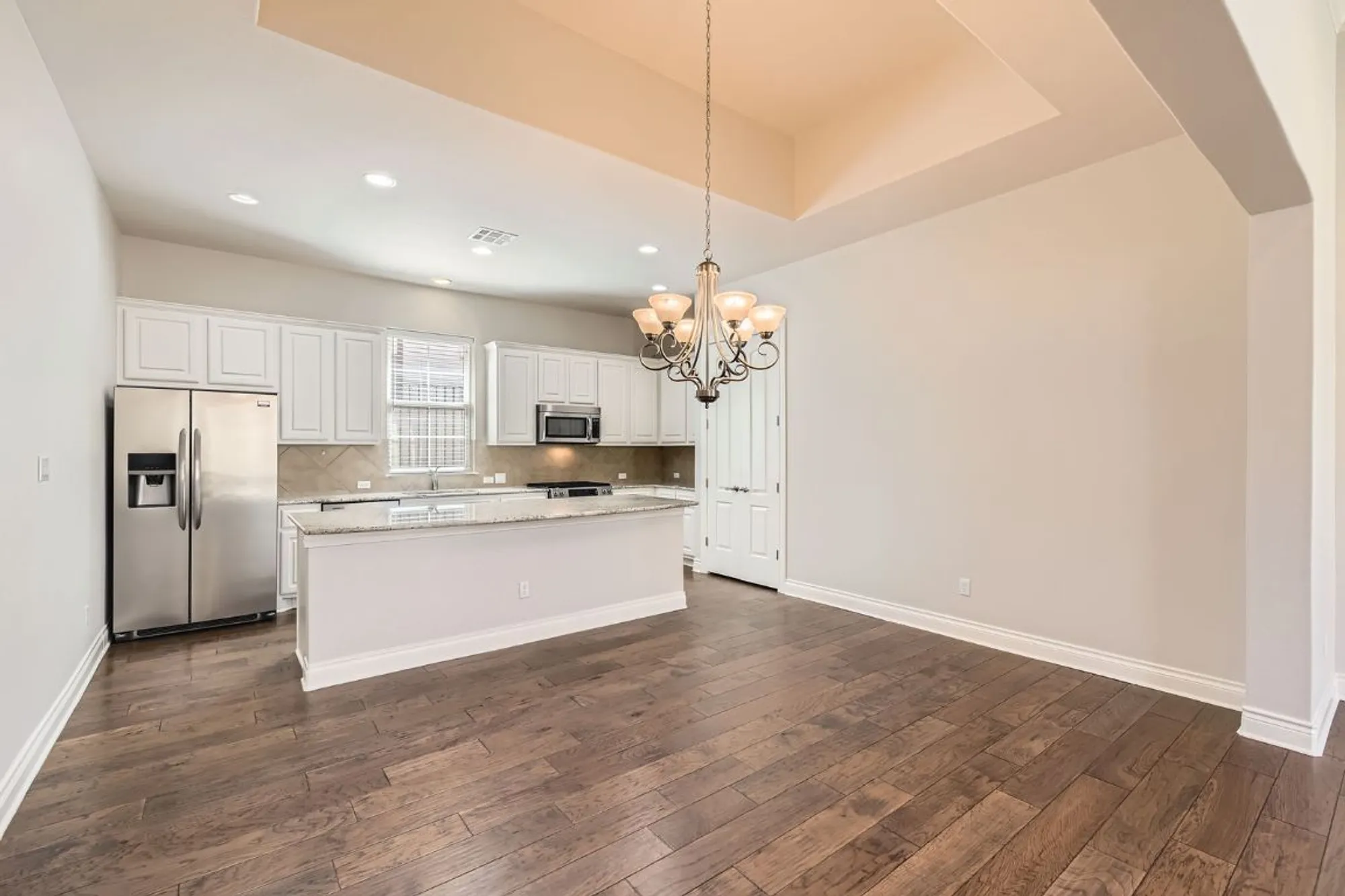 Property Slideshow image 11 of 31 | 304 belforte ave, Austin, TX, 78734