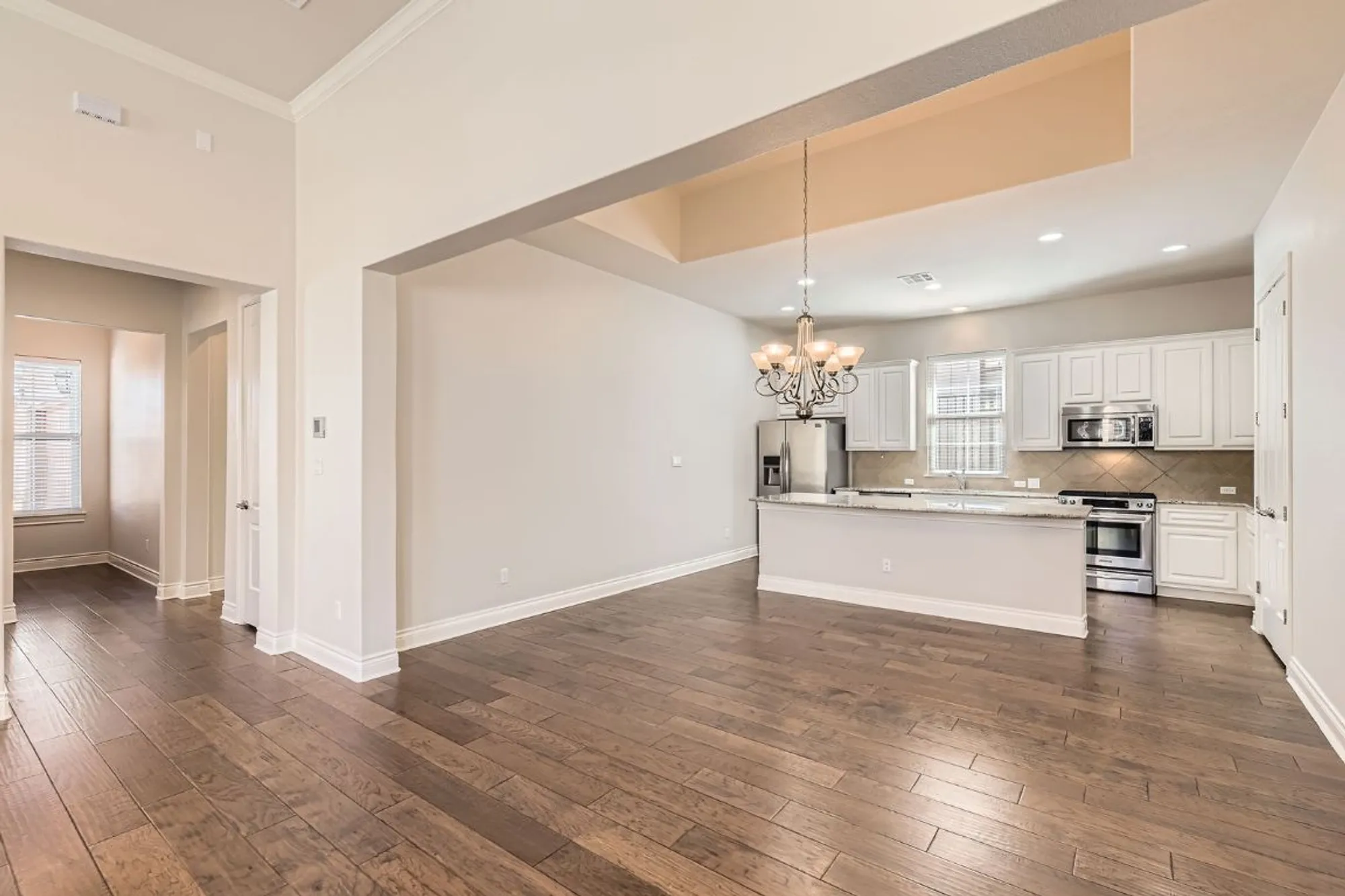 Property Slideshow image 12 of 31 | 304 belforte ave, Austin, TX, 78734