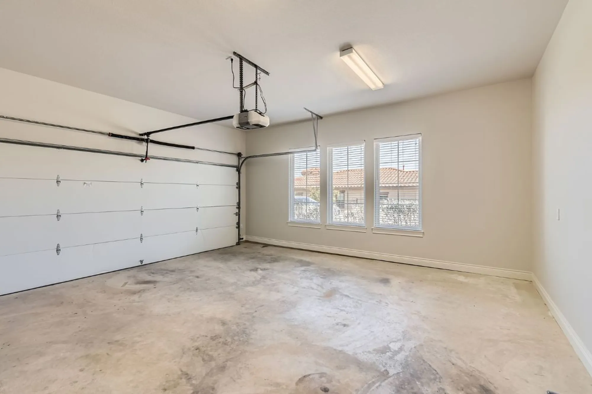 Property Slideshow image 28 of 31 | 304 belforte ave, Austin, TX, 78734