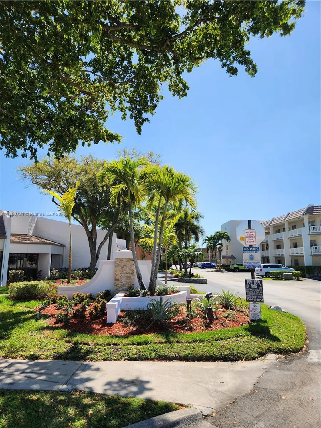 Property Slideshow image 3 of 24 | 6670 royal palm blvd k 202, Margate, FL, 33063