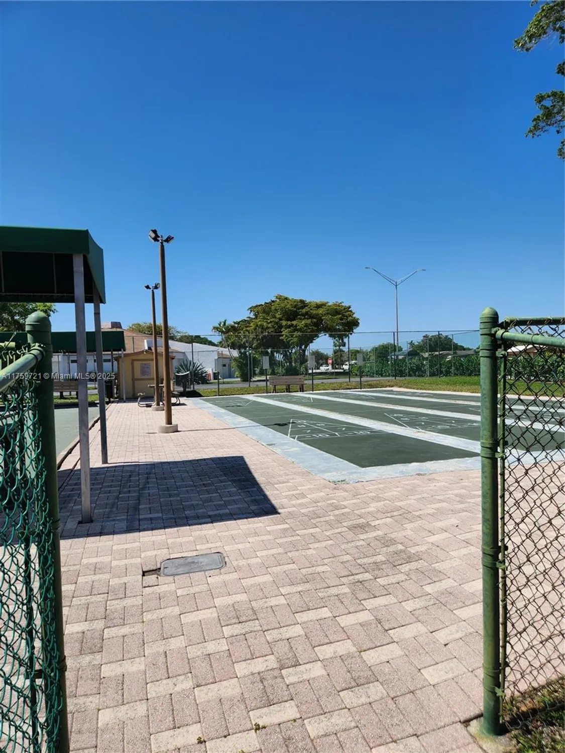 Property Slideshow image 9 of 24 | 6670 royal palm blvd k 202, Margate, FL, 33063