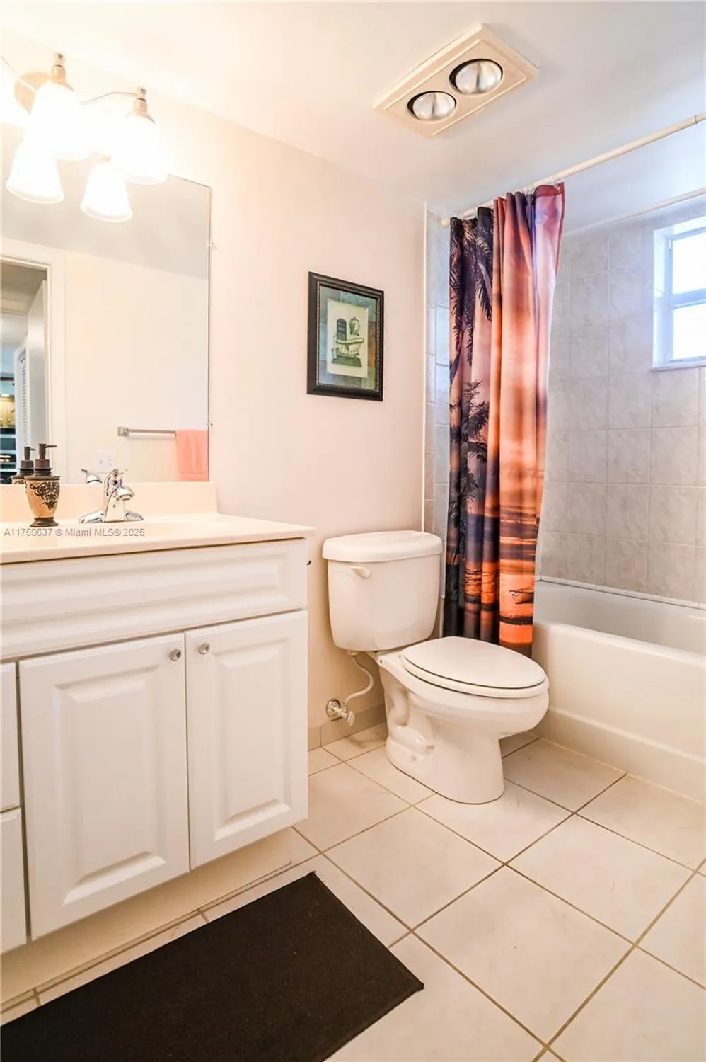 Property Slideshow image 18 of 54 | 202 se 10th st 206, Dania Beach, FL, 33004
