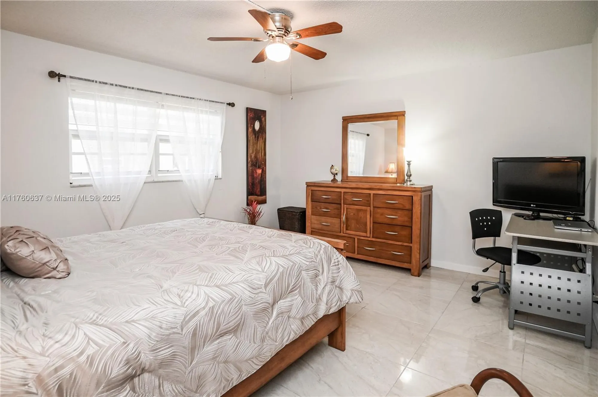 Property Slideshow image 21 of 54 | 202 se 10th st 206, Dania Beach, FL, 33004