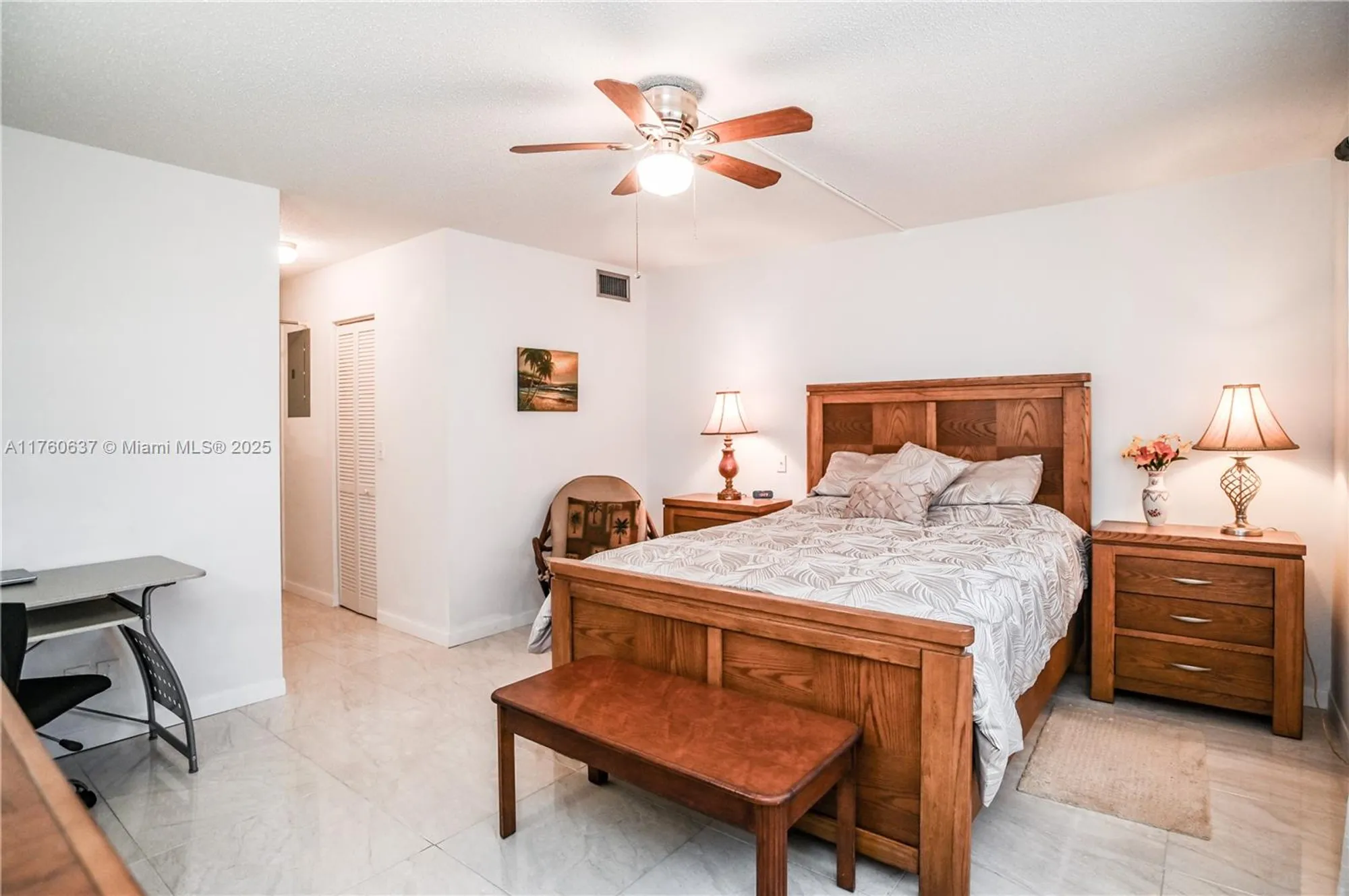 Property Slideshow image 23 of 54 | 202 se 10th st 206, Dania Beach, FL, 33004